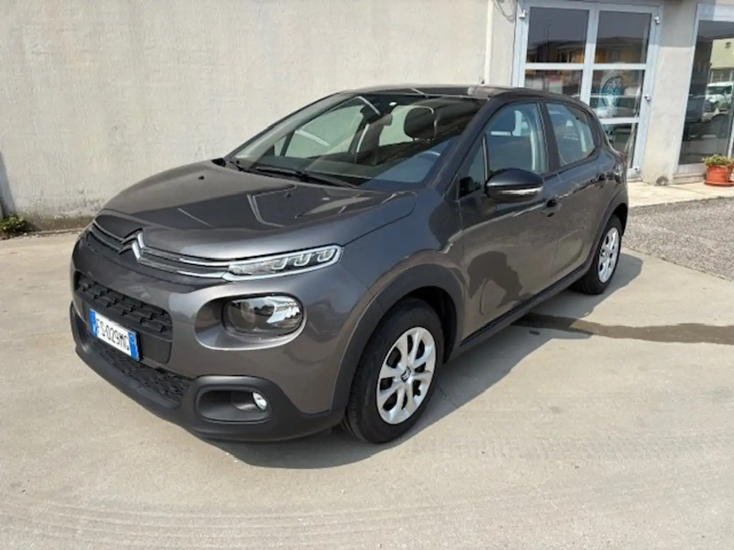 Citroen C3 C3 1.2 puretech Feel s Gris - 1