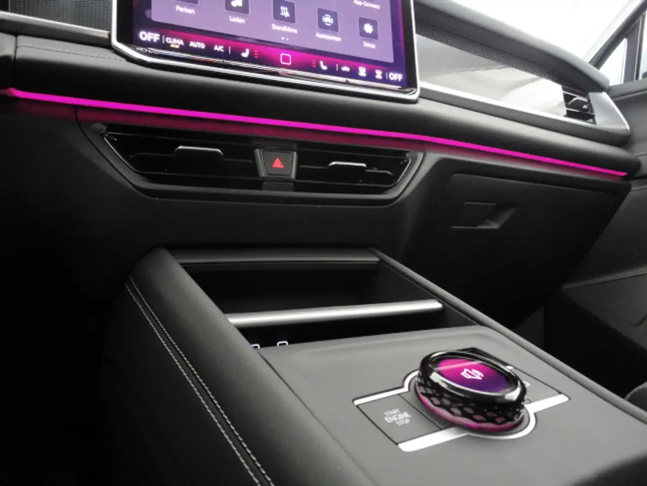 Volkswagen Tayron Life eHybrid PHEV 150KW (204PS) Systemleistung 8