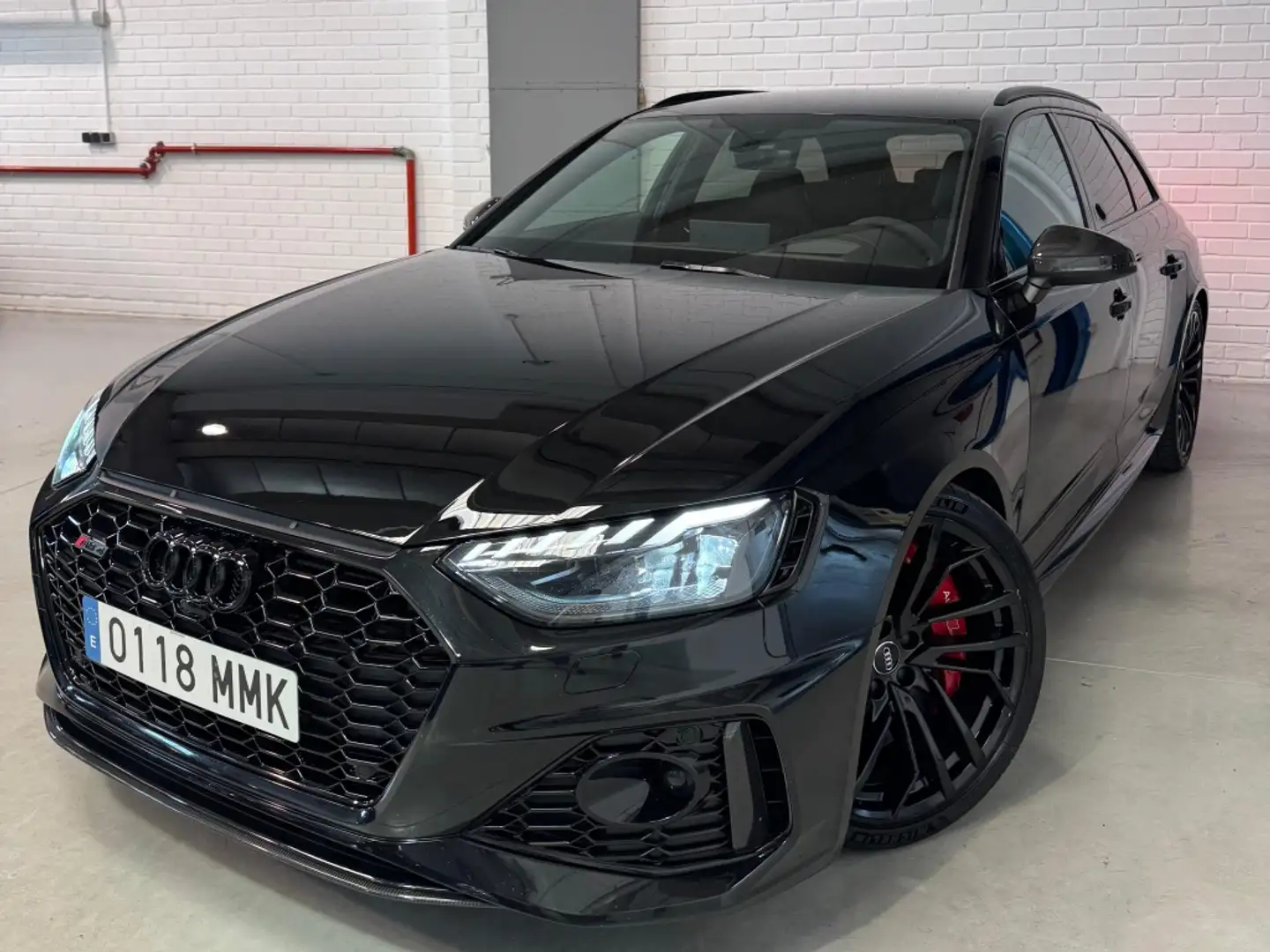 Audi RS4 Avant TFSI quattro tiptronic Noir - 1