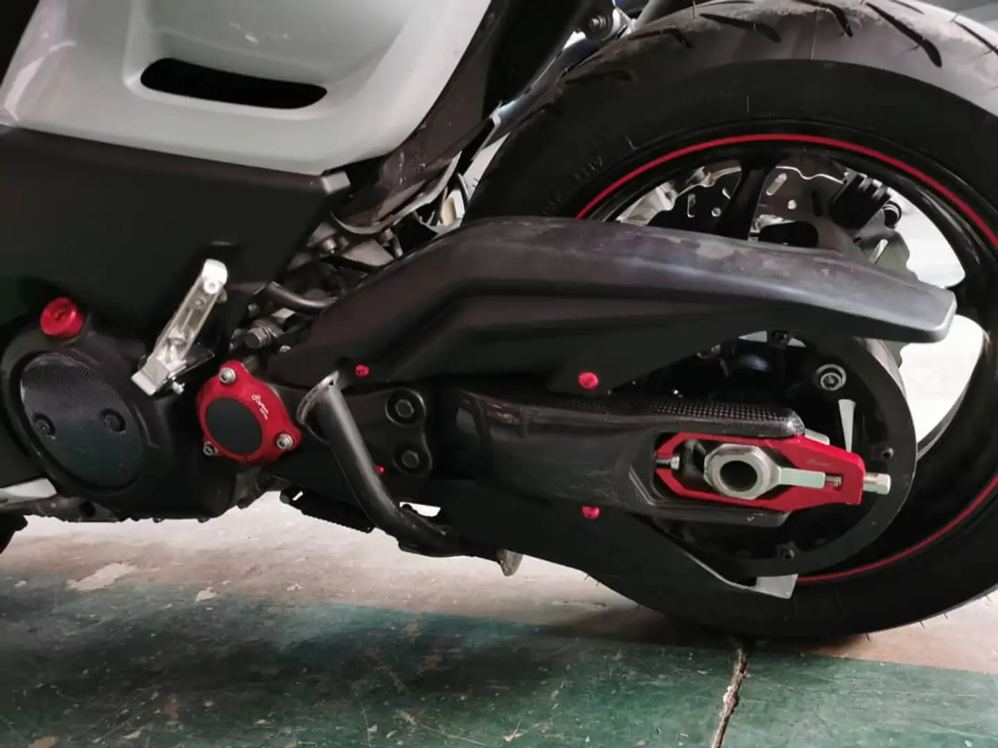Yamaha TMAX 530 Black Mask - 2