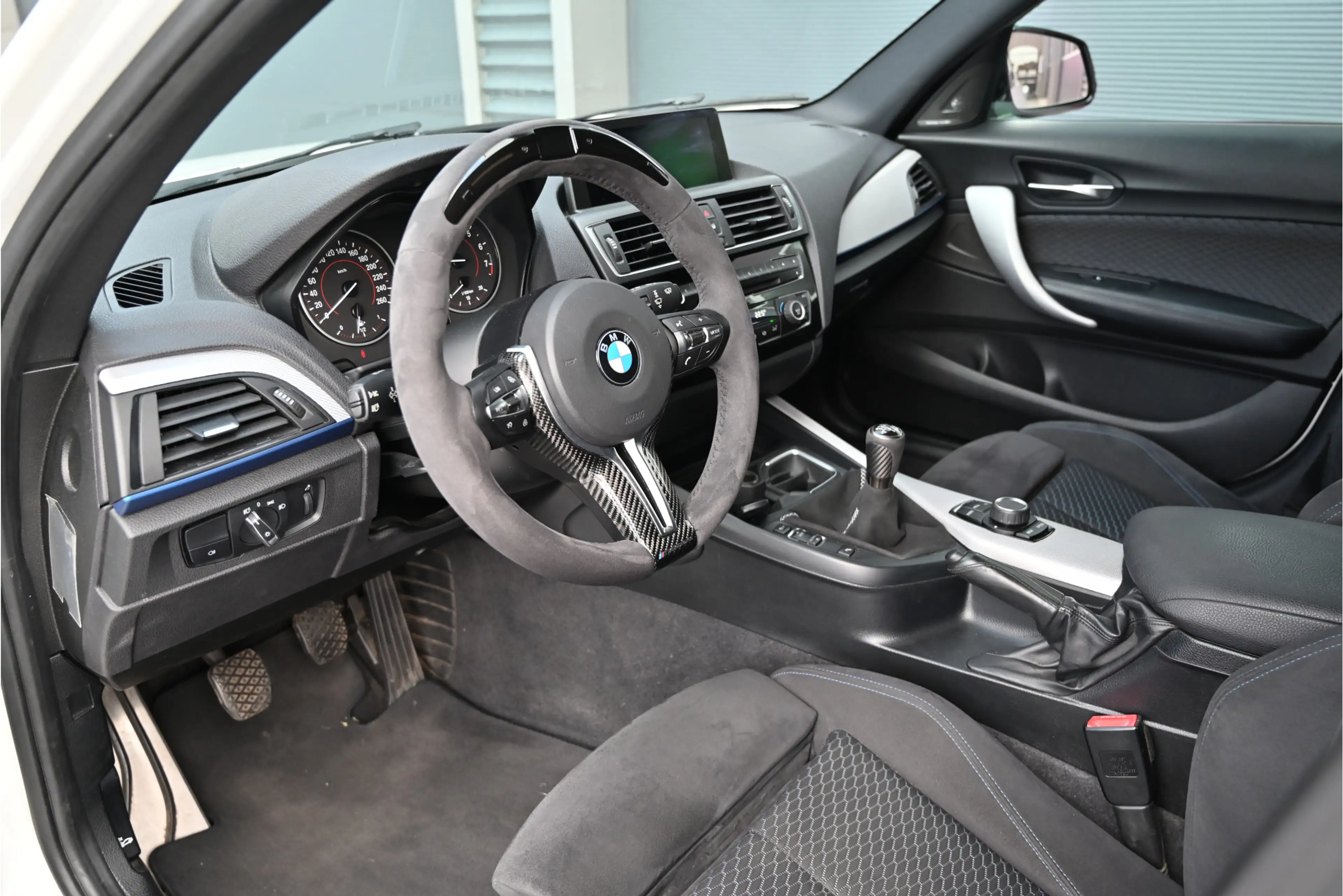 BMW 140 1-serie M140i / HANDGESCHAKELD / M-PERFORMANCE LSD — photo 9