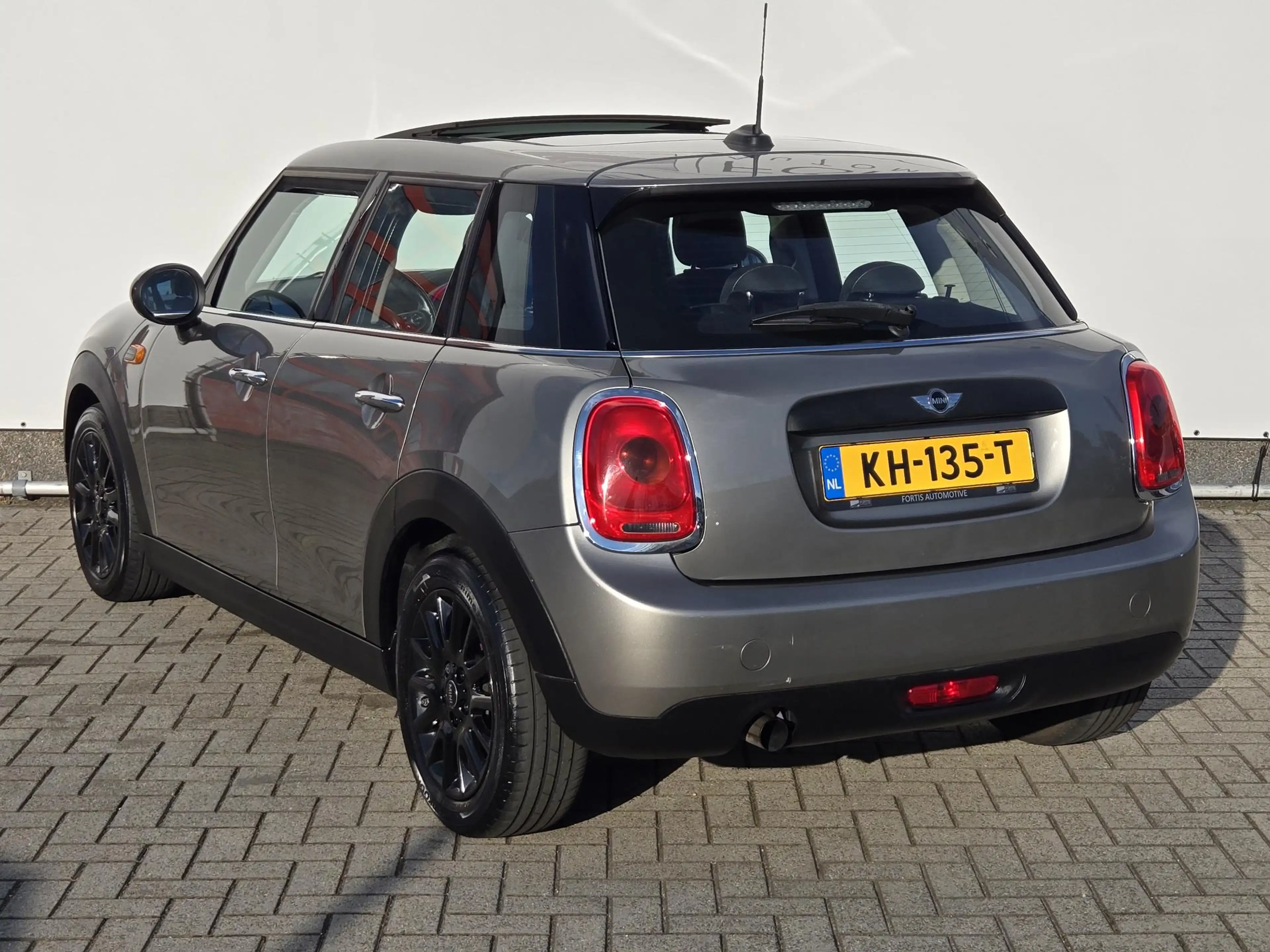 MINI One 5-Deurs 1.2 Business NL-AUTO | PANODAK | NAVI — photo 6