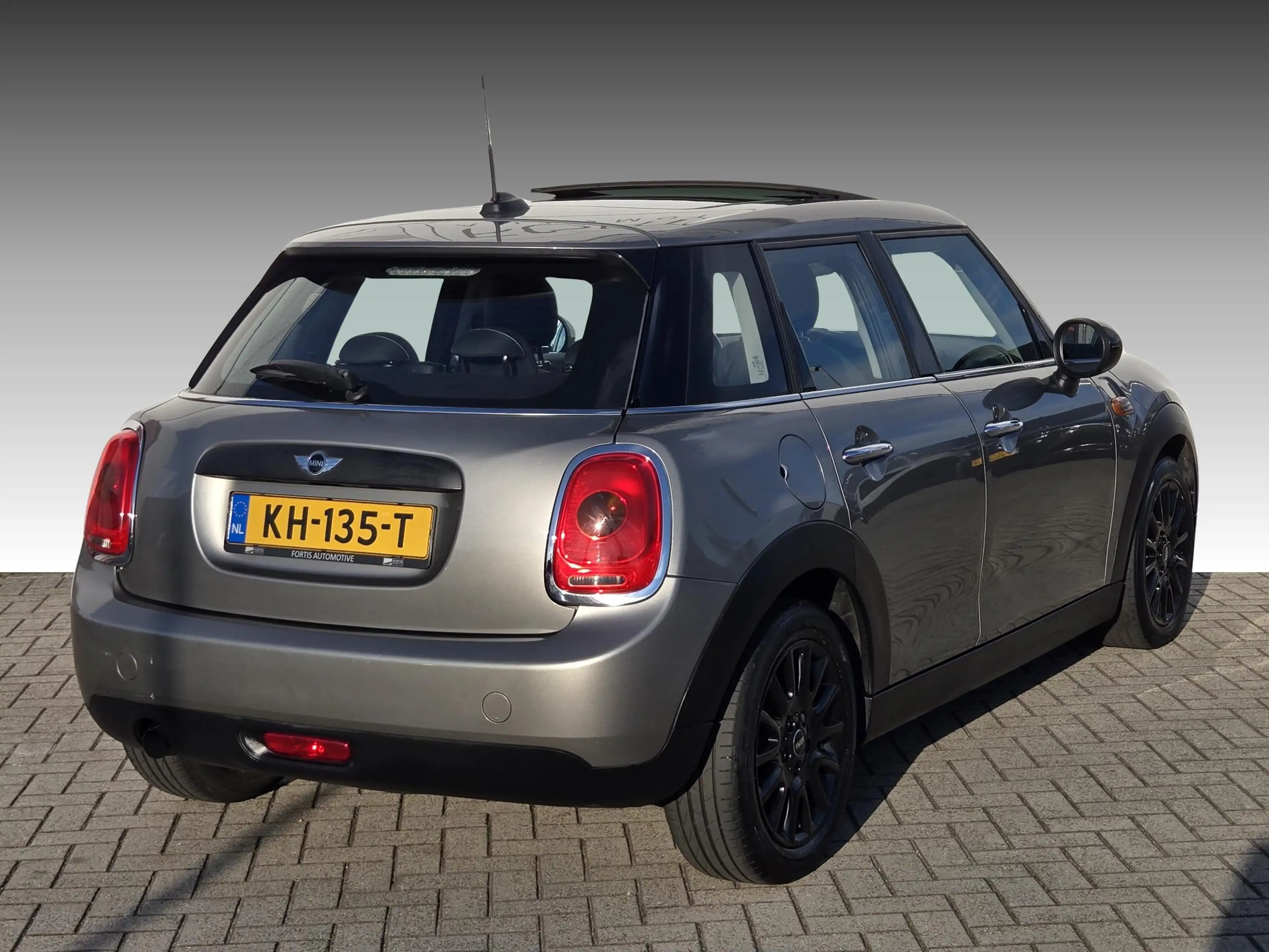 MINI One 5-Deurs 1.2 Business NL-AUTO | PANODAK | NAVI — photo 2