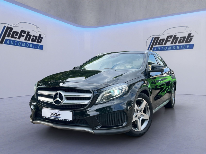 Mercedes-Benz GLA 220 CDI/d 4Matic*AMG*PDC*SHZ*NAVI*XENON*