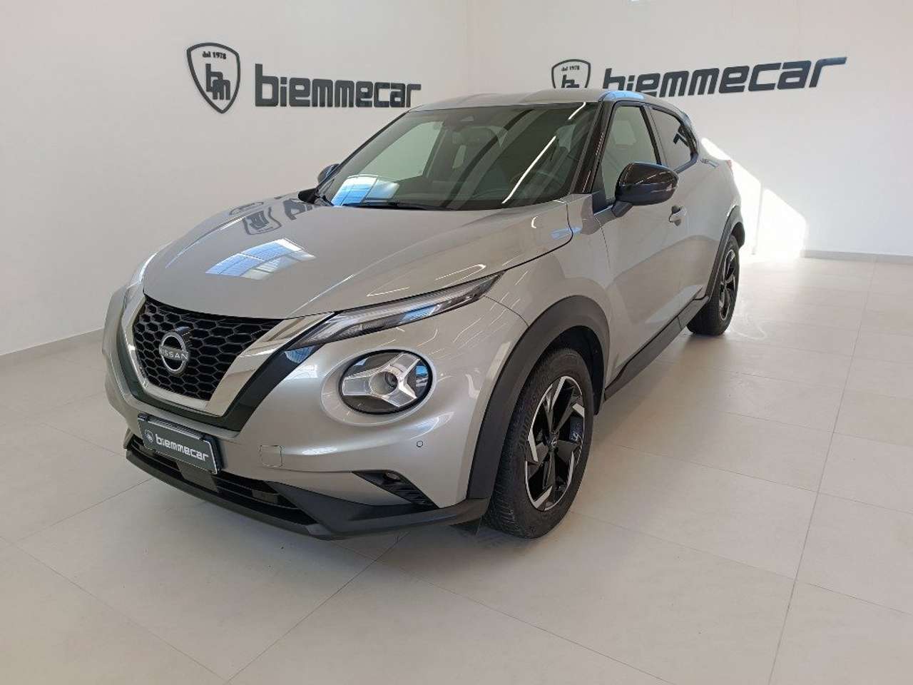 Nissan Juke 1.0 DIG-T 114 CV N-Connecta i.e