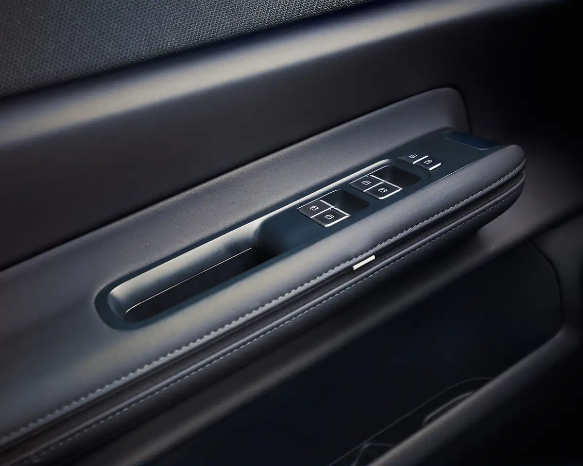 Polestar 4 снимка Polestar 4