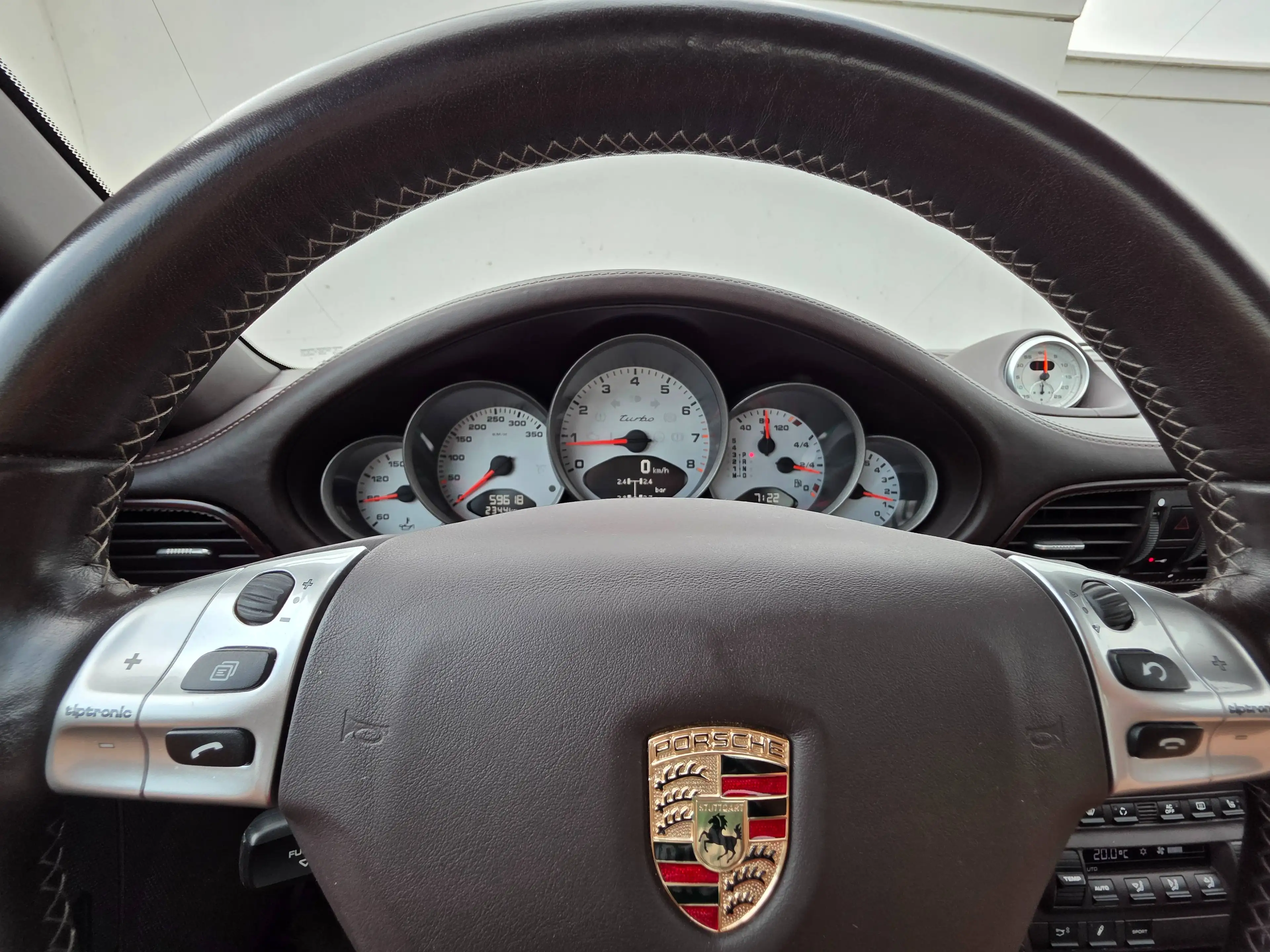 Porsche 997 Turbo Coupe MK1, PZ-Insp. NEU, Vollausstattung — photo 9