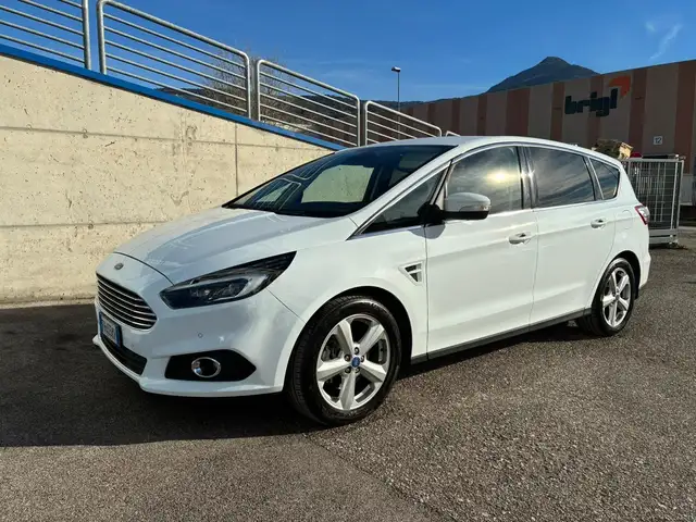 Ford S-Max S-Max II 2015 2.0 tdci Titanium s