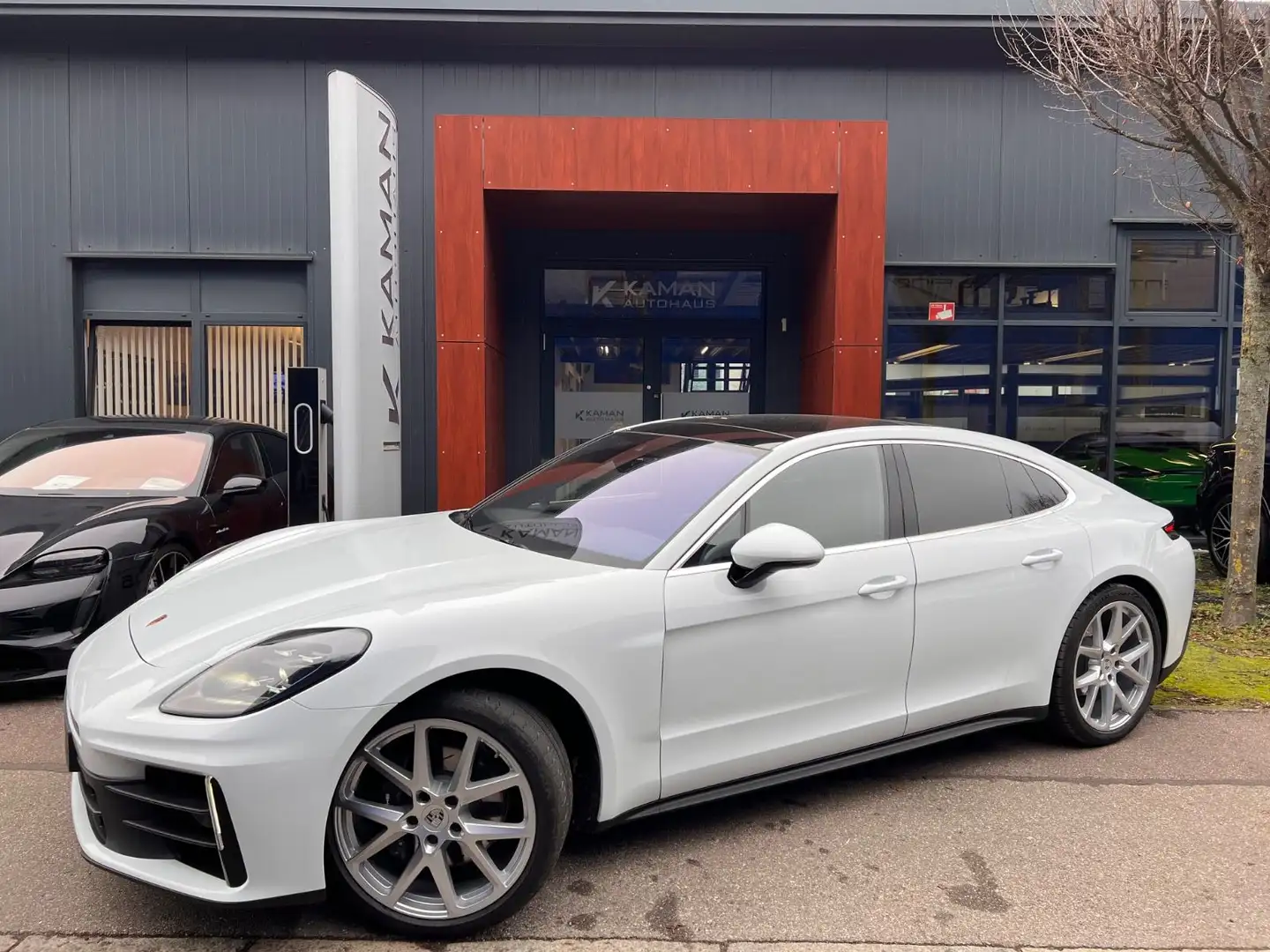 Porsche Panamera 4 · Panorama · Inno · 21"ALU · MY2026 Weiß - 1