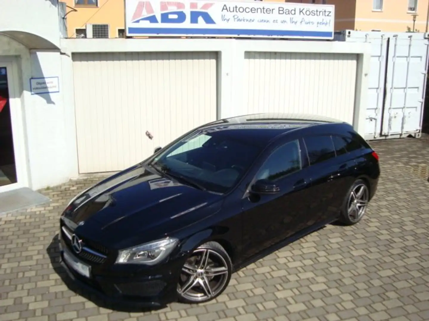 Mercedes-Benz CLA 250 Shooting Brake 7G-DCT AMG Line Night/Leder/Xenon.. Schwarz - 2
