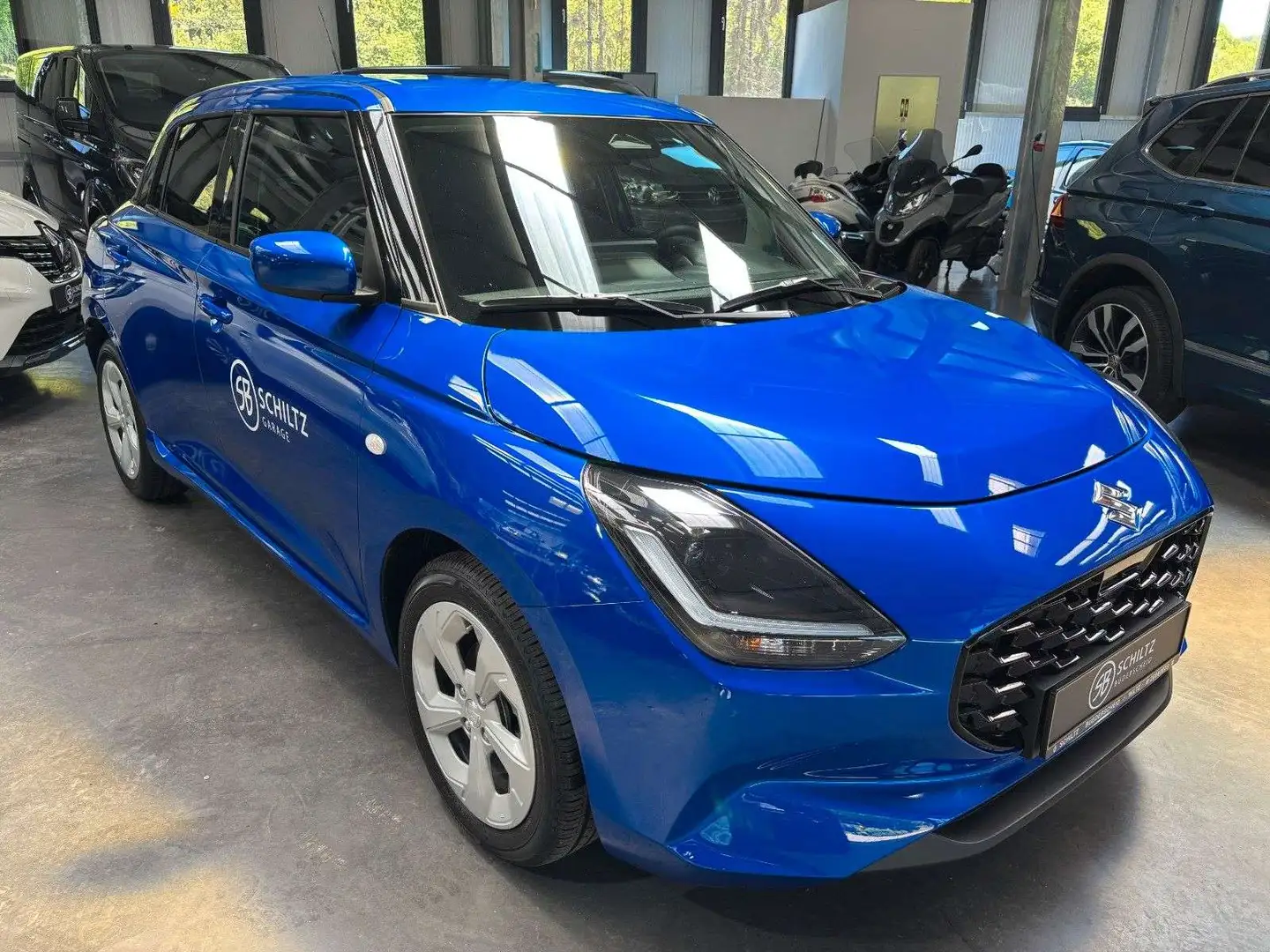 Suzuki Swift 1.2 MILDHYBRID GL+ Bleu - 1