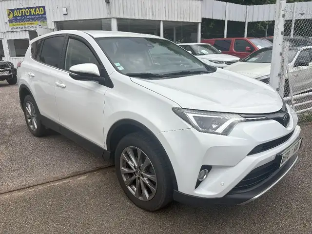 Toyota RAV 4 143 D-4D 2WD Dynamic