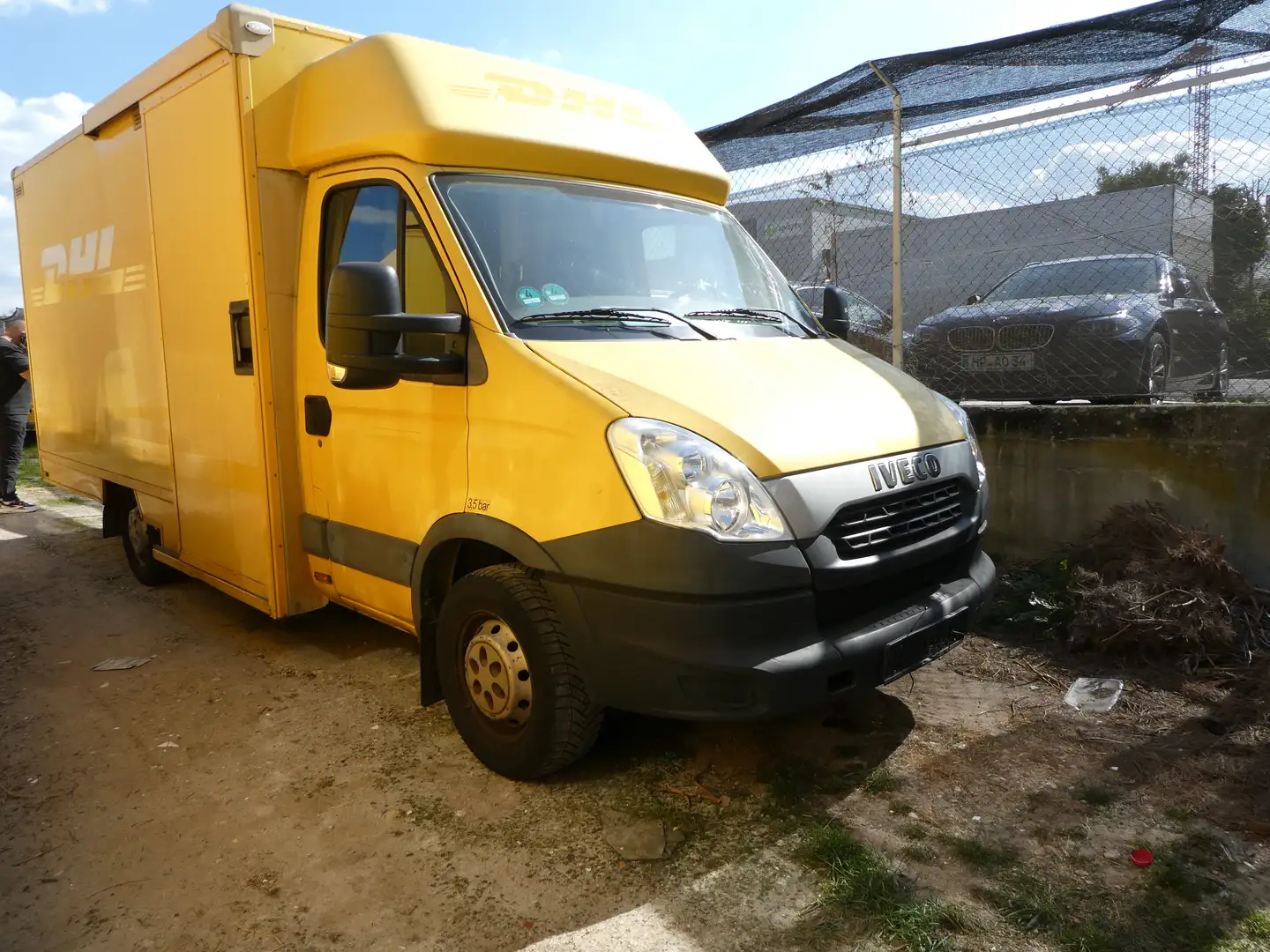 Iveco daily Jaune - 1