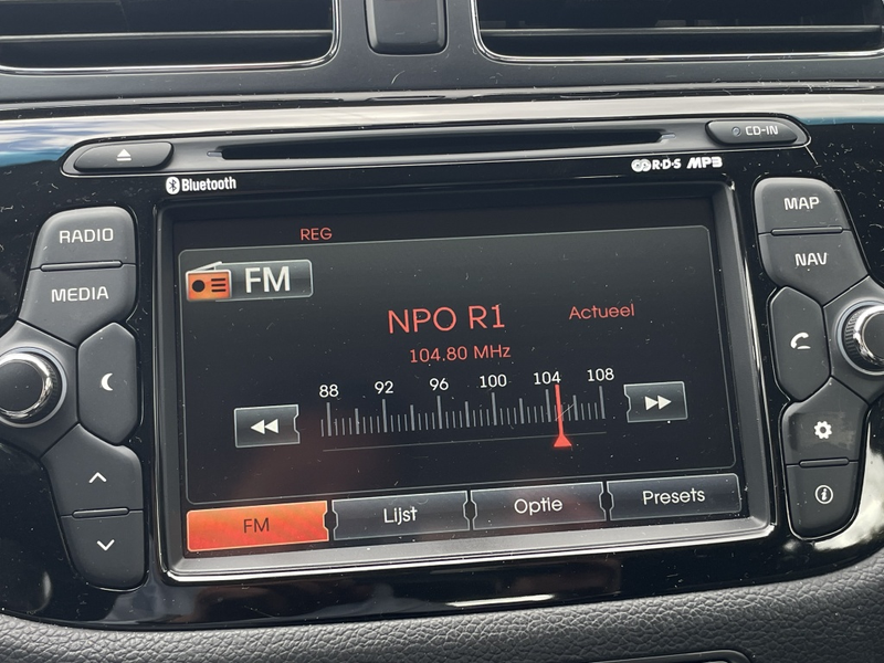 Kia Ceed / cee'd 1.6 GDI Plus Pack — photo 13