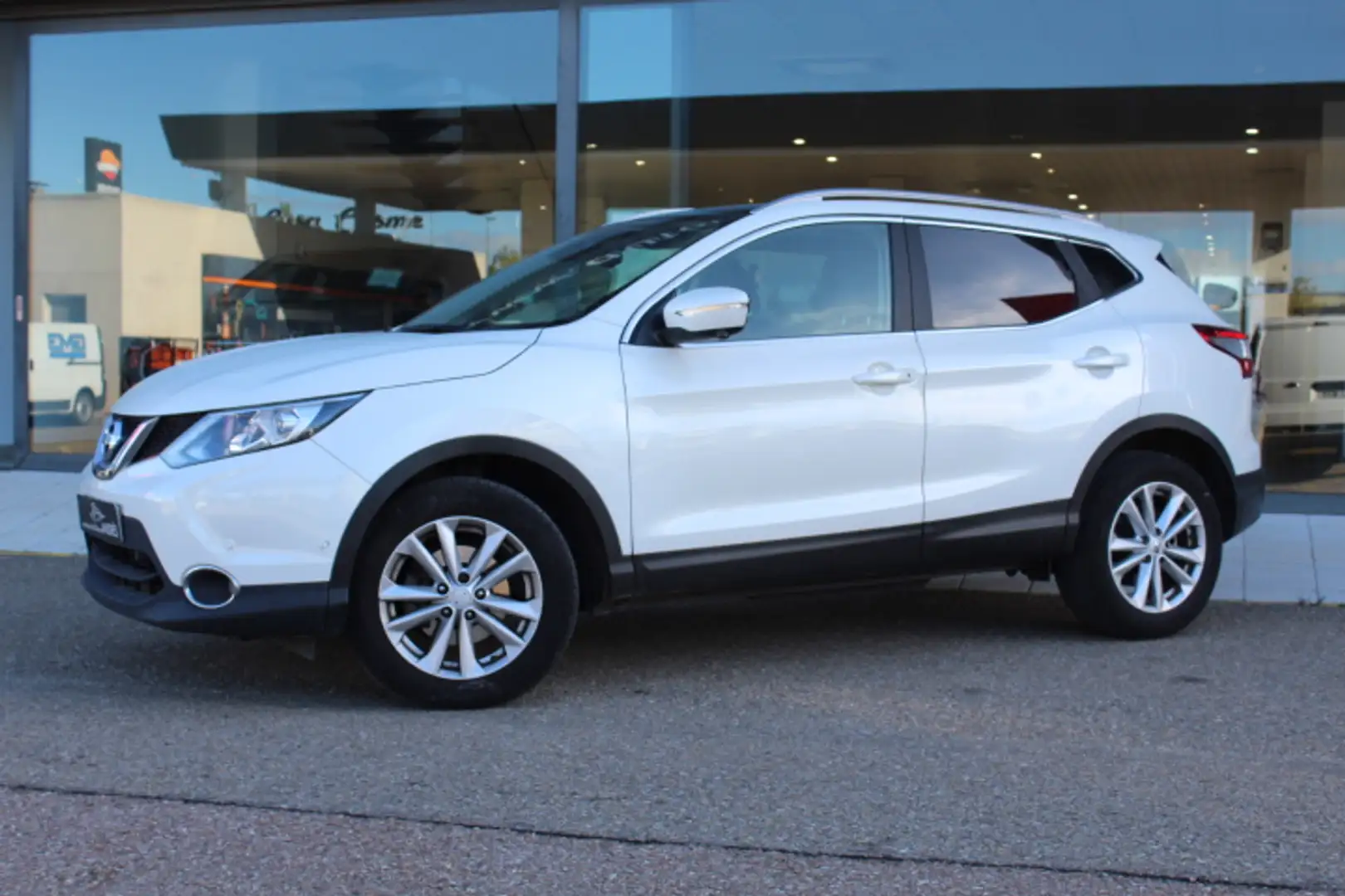 Nissan Qashqai 1.5dCi Tekna Premium 4x2 Blanc - 2