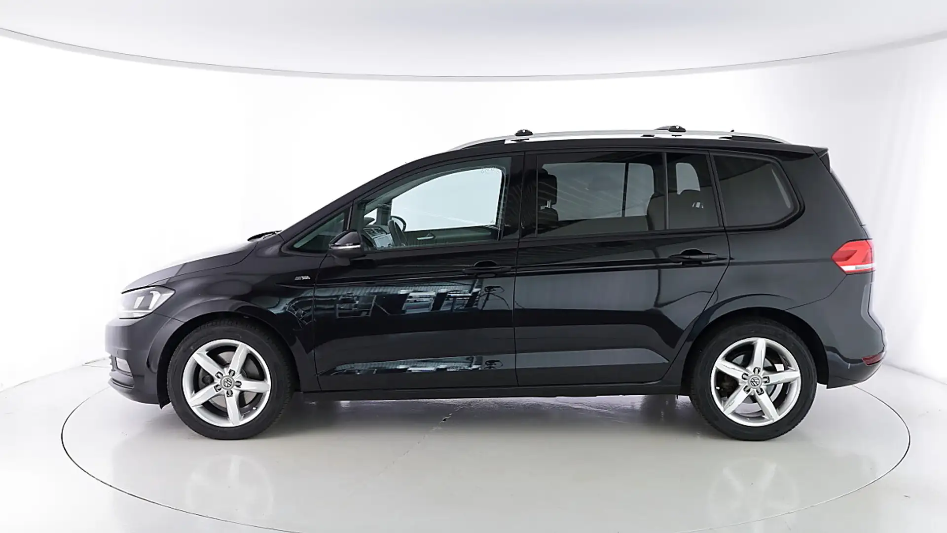 Volkswagen Touran Comfortline 2,0 TDI SCR DSG Schwarz - 2