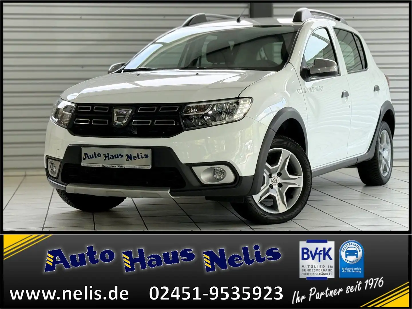 Dacia Sandero 1,0 TCe LPG 100 Prestige R-Cam Navi AHK Wit - 1