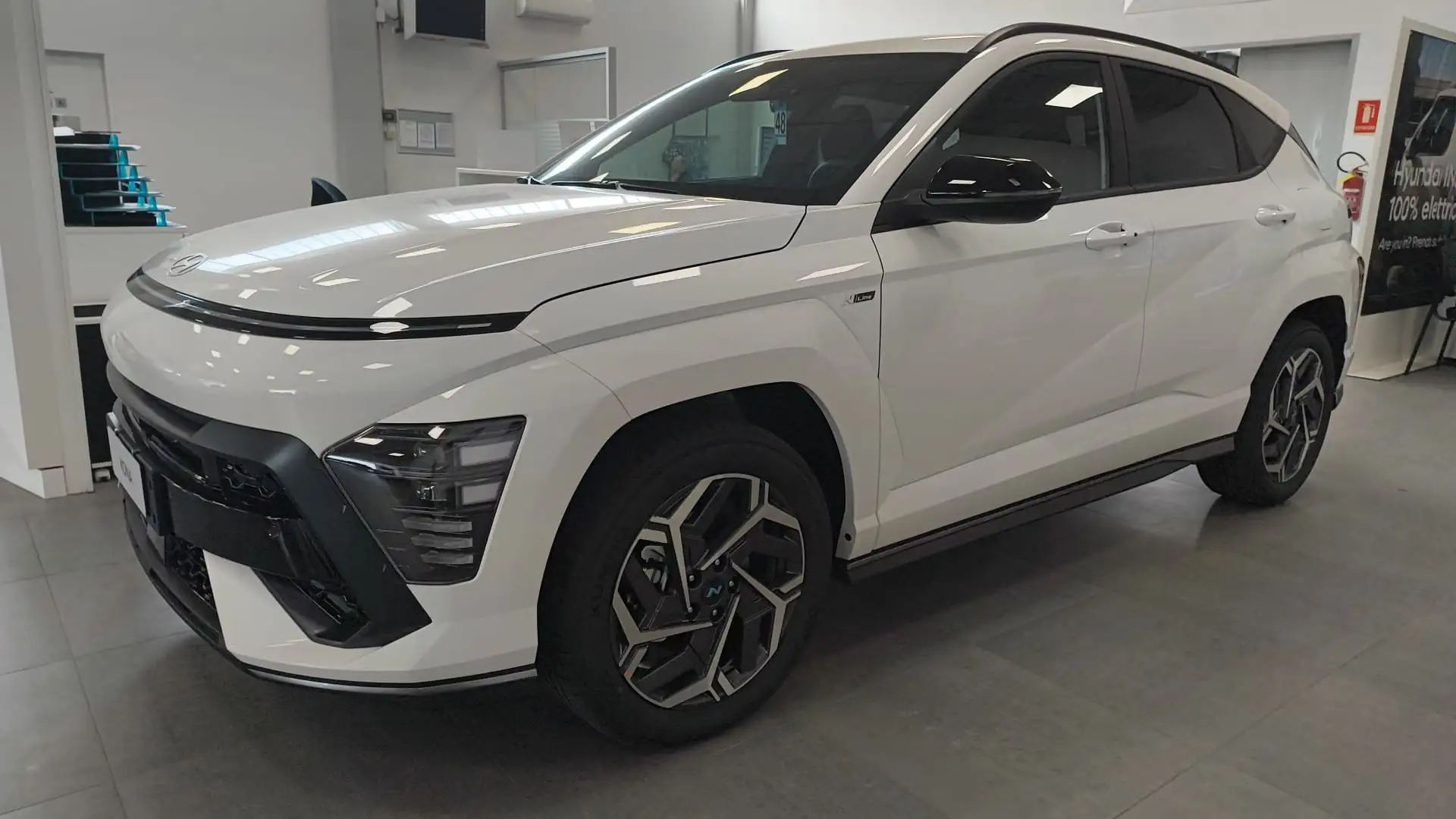 Hyundai KONA Kona 1.6 gdi hev NLine 2wd 138cv dct Weiß - 1