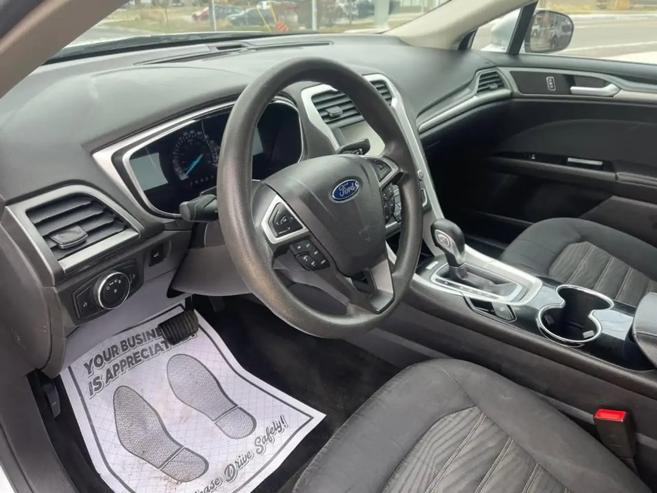 Ford Fusion снимка Ford Fusion