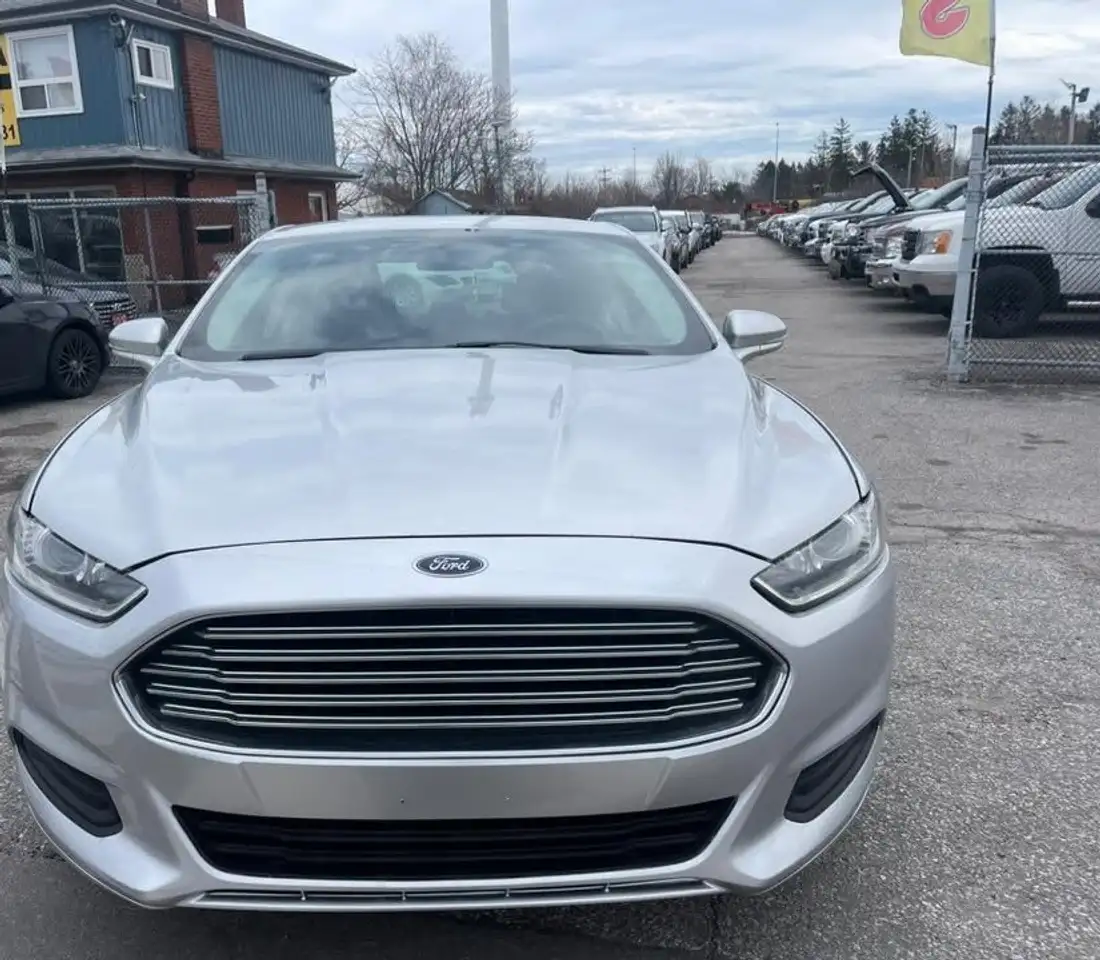 Ford Fusion снимка Ford Fusion