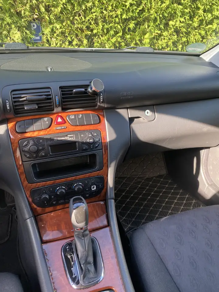 Mercedes-Benz C 200 Kompressor Classic, foto 2