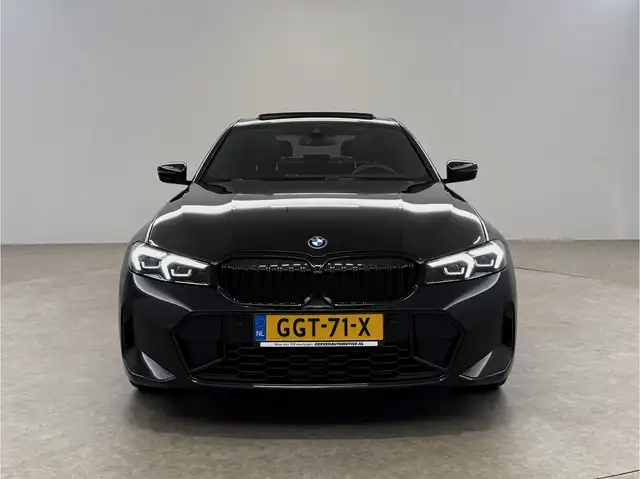 BMW 3 Series view 9