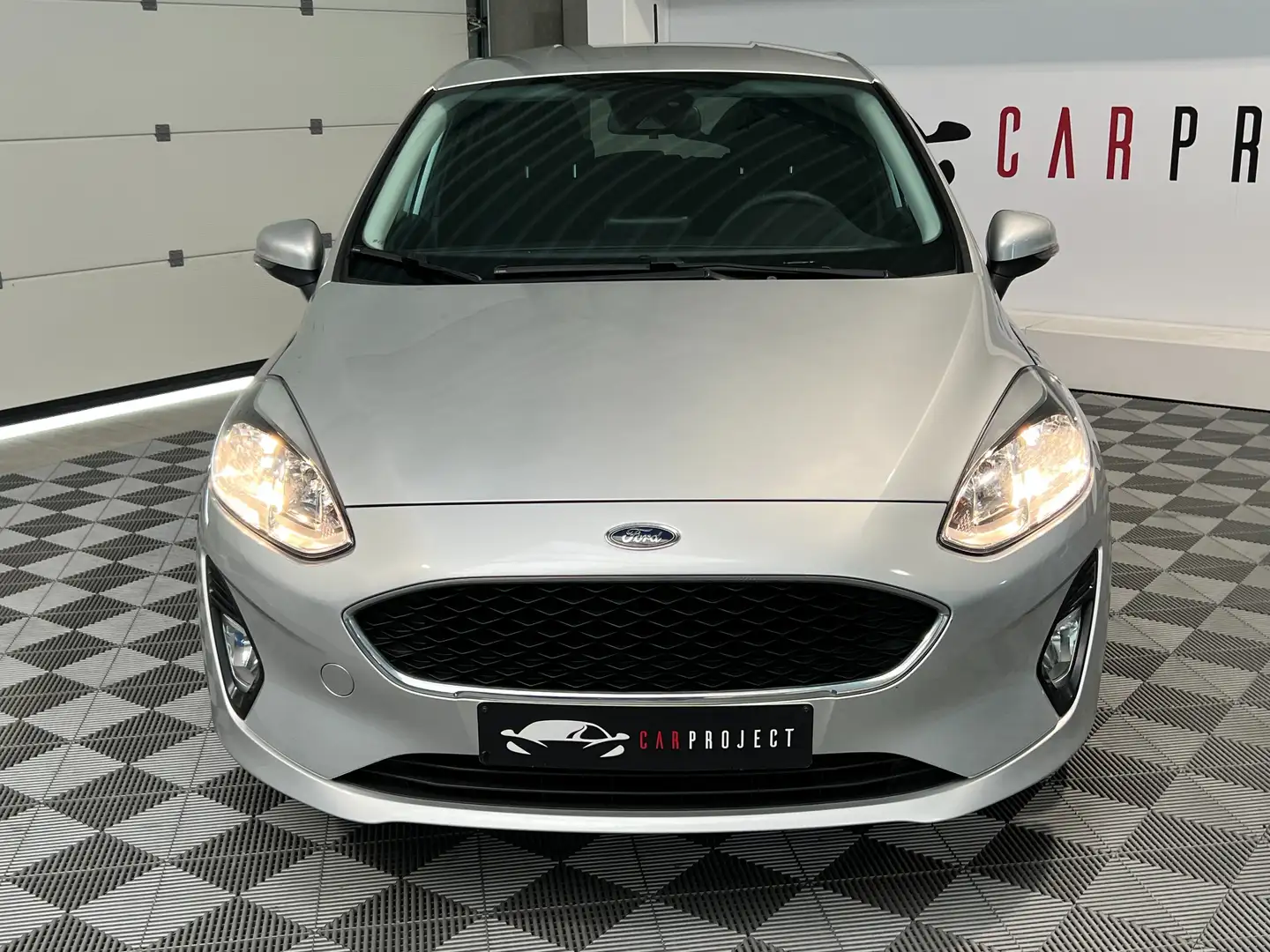 Ford Fiesta Fiesta 1.5 TDCi CLIM/BIP ARR/ 1ER PRO/ GARANTIE Gris - 2