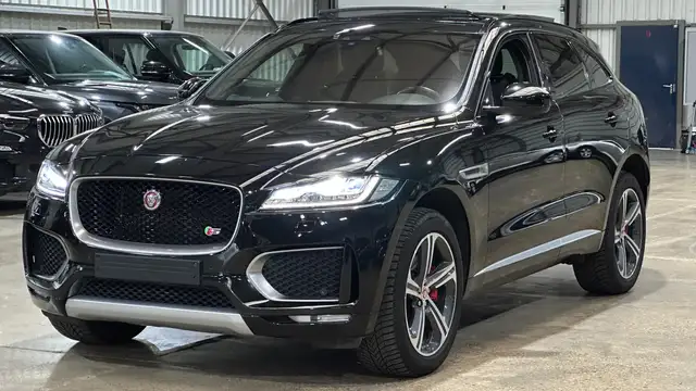 Jaguar F-Pace F-Pace S AWD S