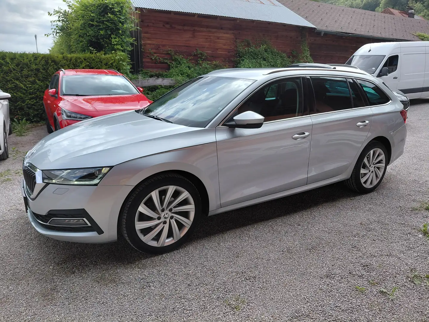 Skoda Octavia 2,0TDI Style Kombi * ACC, AHK, Kamera, Virtual * Grau - 2