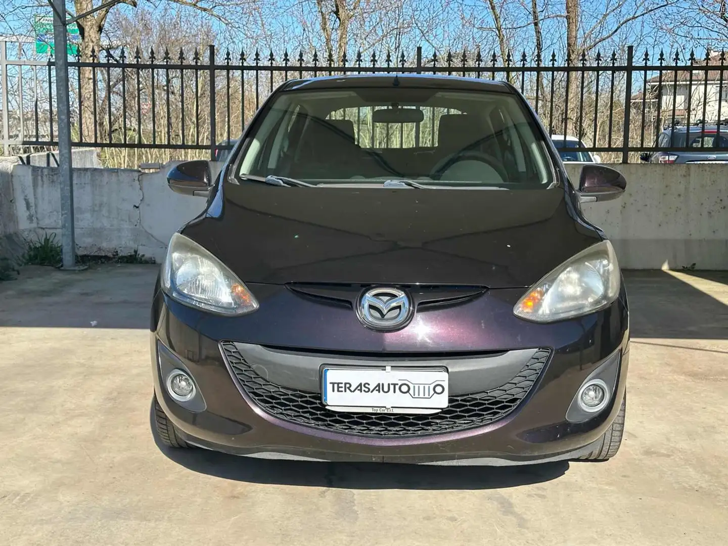 Mazda 2 1.3 16V 75CV 5P. Energy OK NEOPATENTATI FARI FENDI - 2