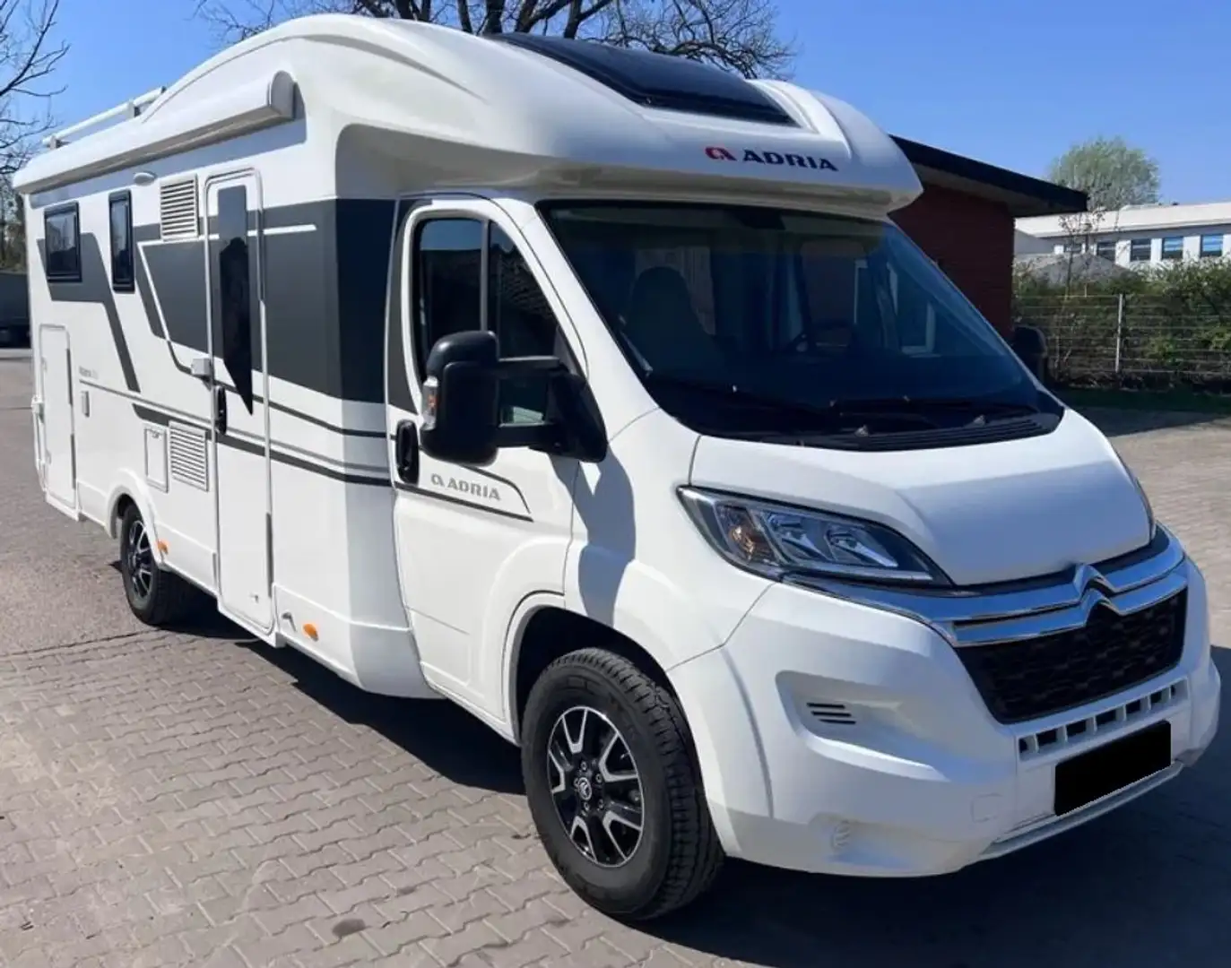Fiat Ducato Ducato Adria Matrix Axess 670 SL All In Weiß - 1