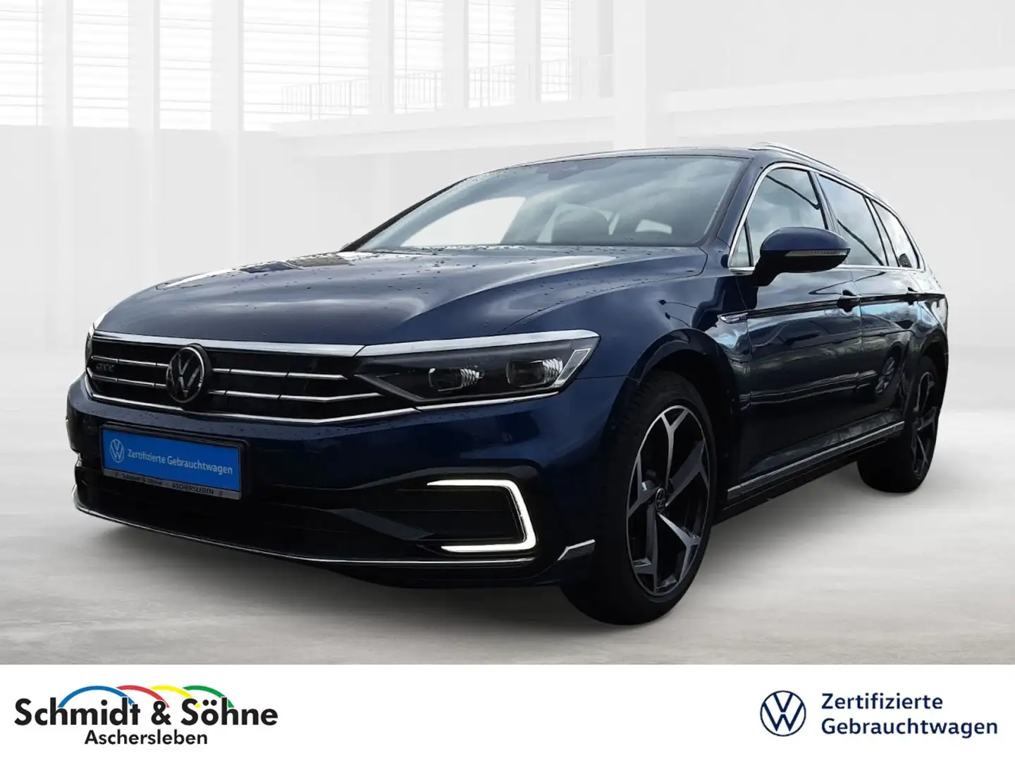 Volkswagen Passat GTE Variant 1,4 l eHybrid DSG STHZ, HEAD, Klima Blau - 1