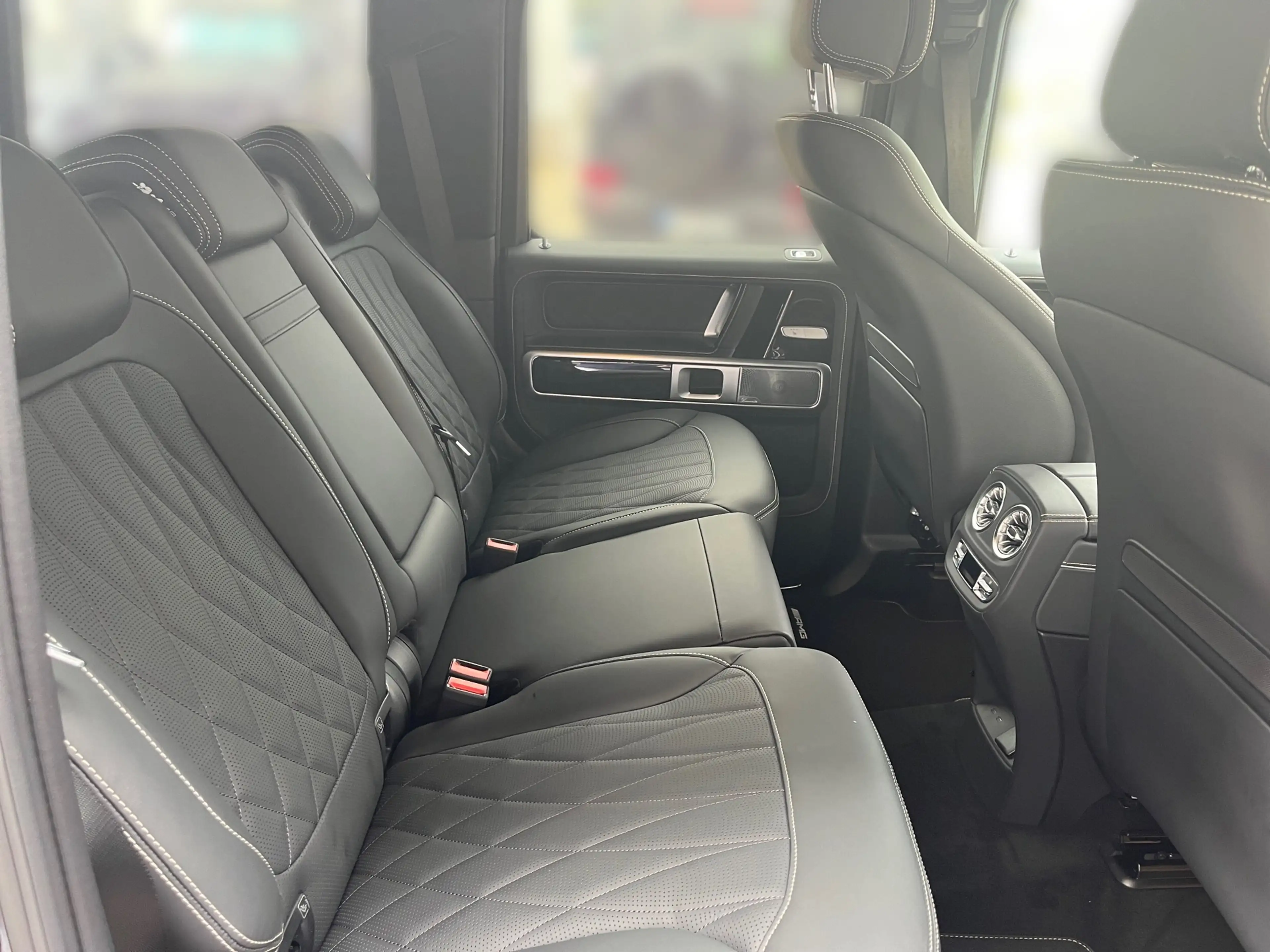 Mercedes-Benz G 63 AMG AMG+Night+360°+AHK+PDC+AUT+LM+SpurH — photo 11