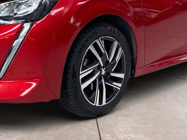 Peugeot 208 view 15