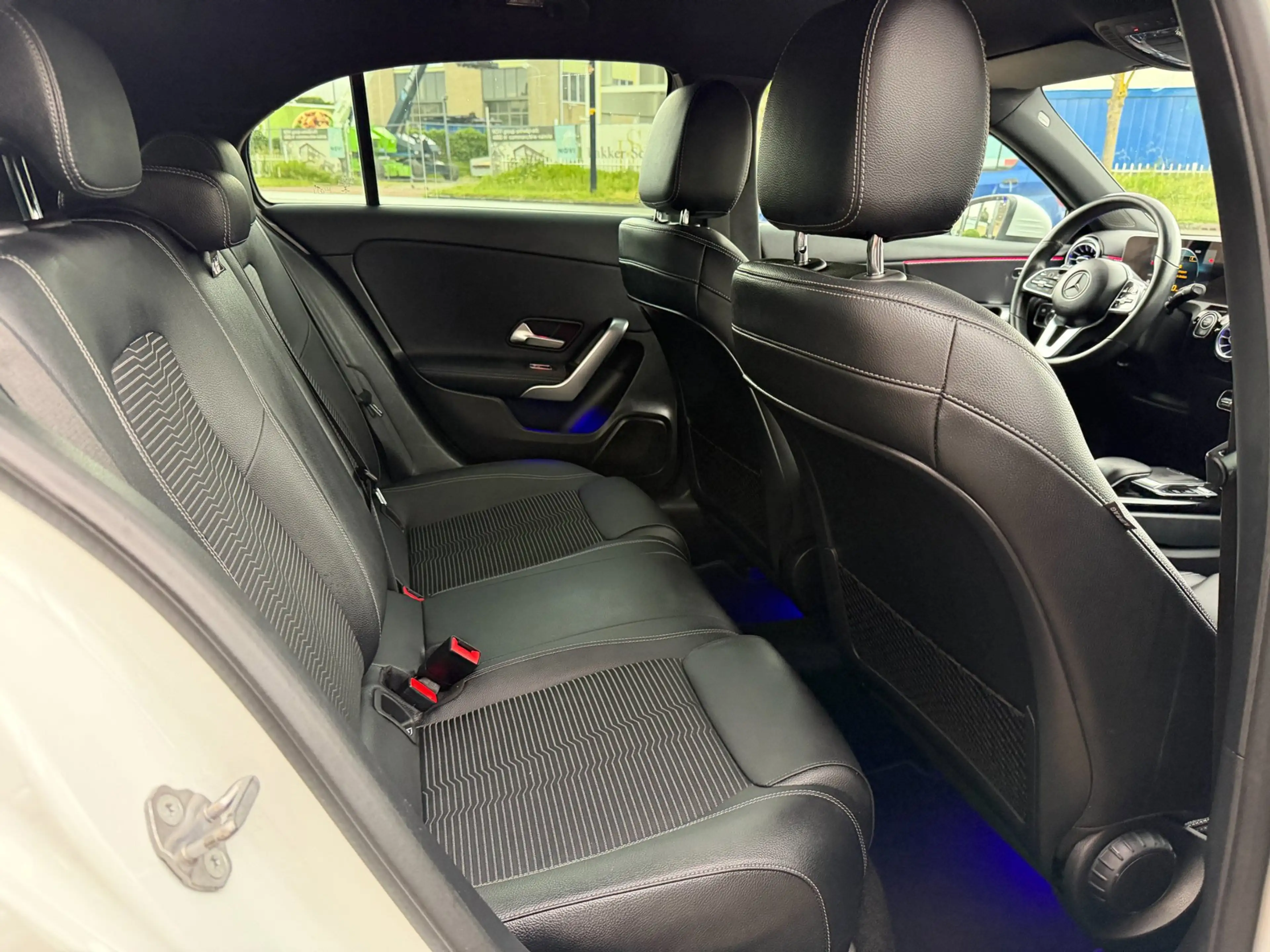 Mercedes-Benz A 200 Business Solution AMG Upgrade AUT — photo 10