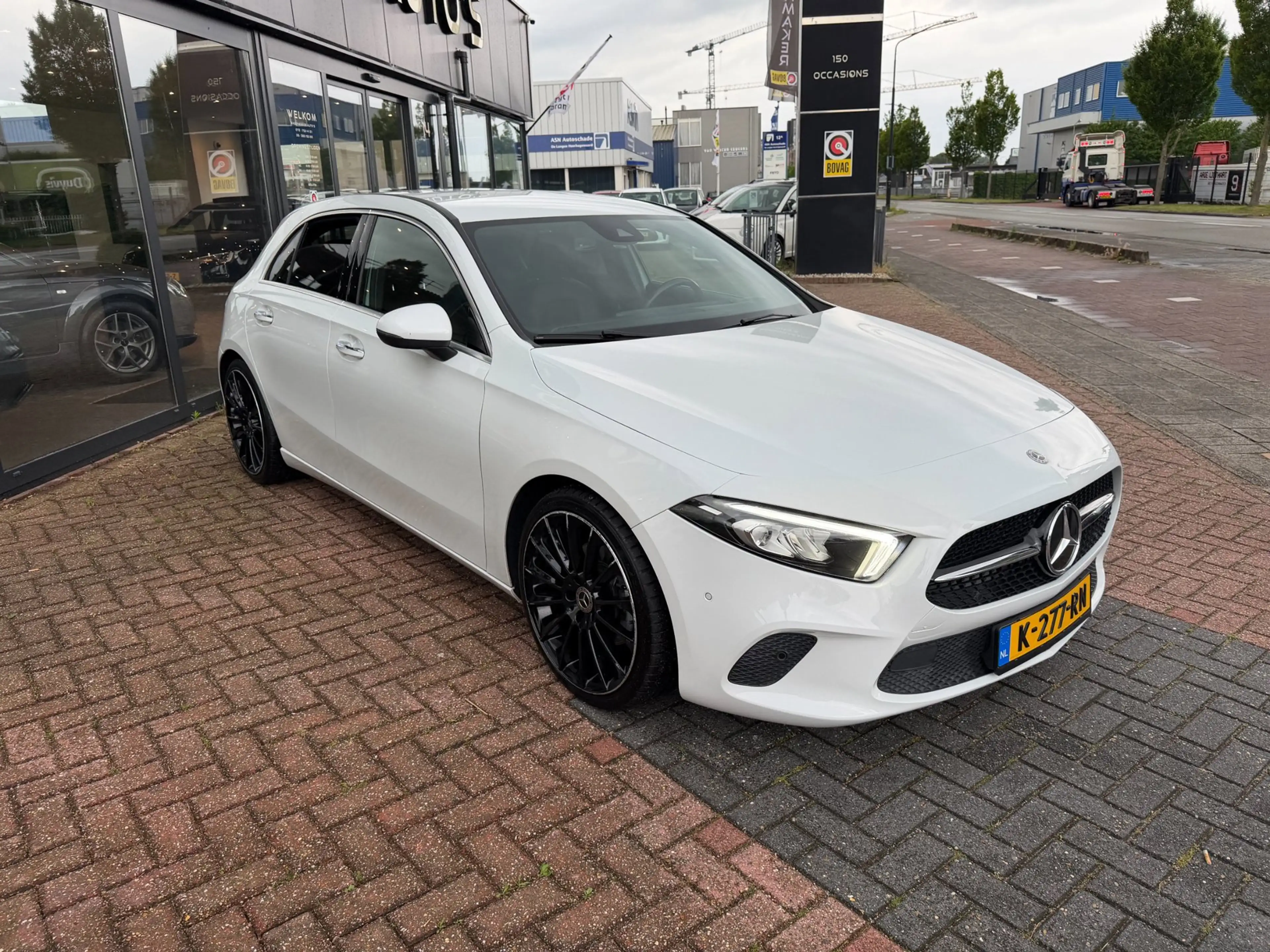 Mercedes-Benz A 200 Business Solution AMG Upgrade AUT — photo 6