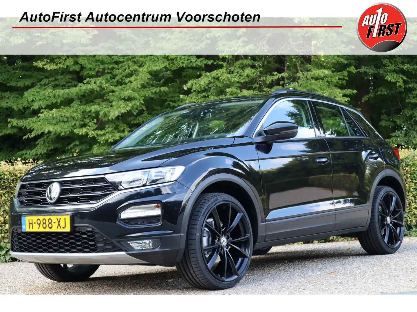 Volkswagen T-Roc 1.0 TSI Style | Trekhaak | Carplay | Navi | Zwart - 1