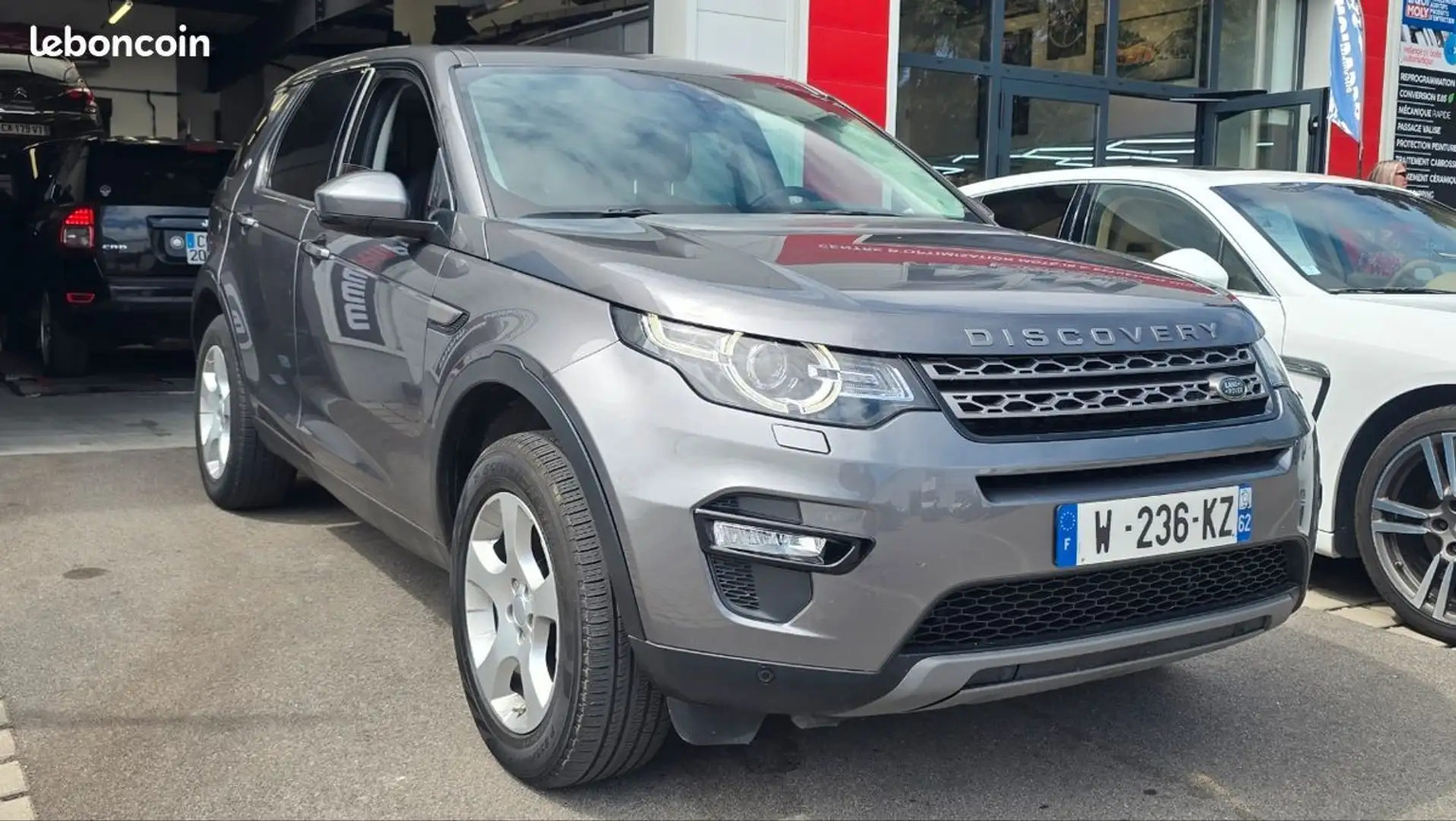 Land Rover Discovery Sport LAND ROVER 2.0d 150cv 02-2019 Gris - 1