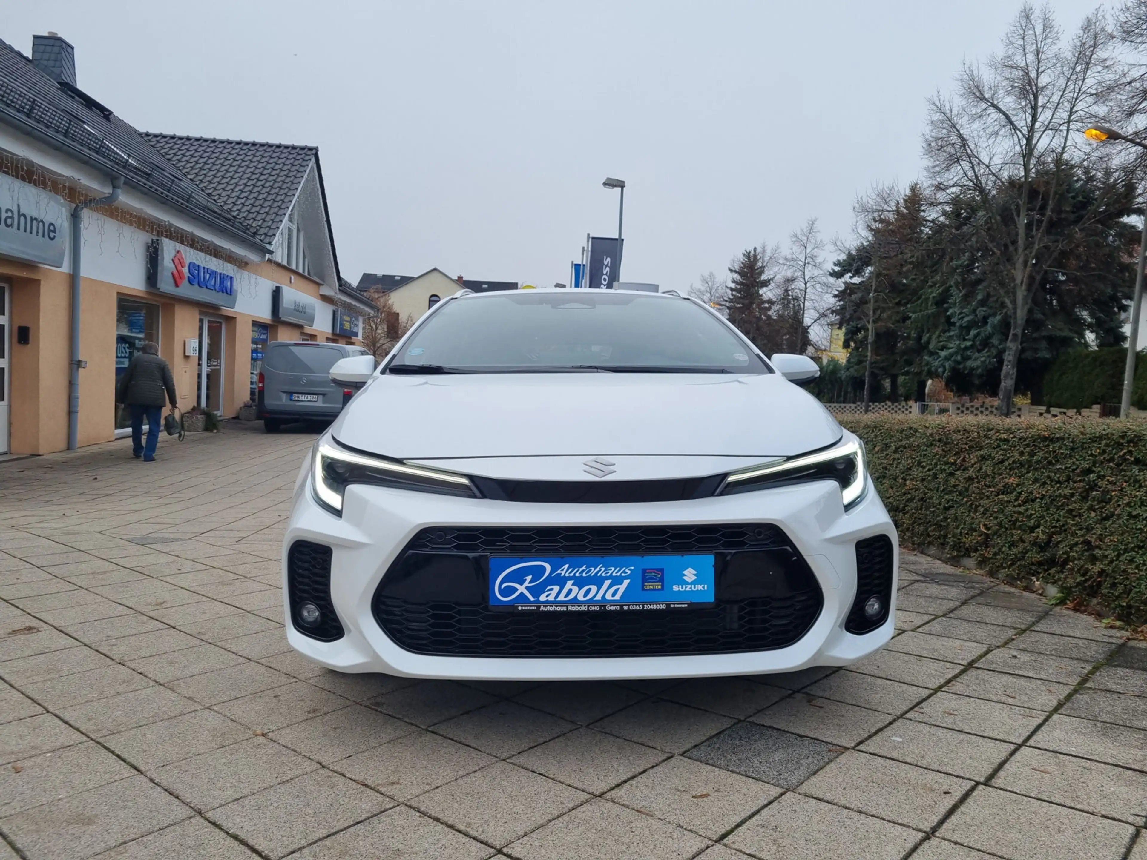 Suzuki Swace Automatik Voll-Hybrid Comfort+ *LED* — photo 7