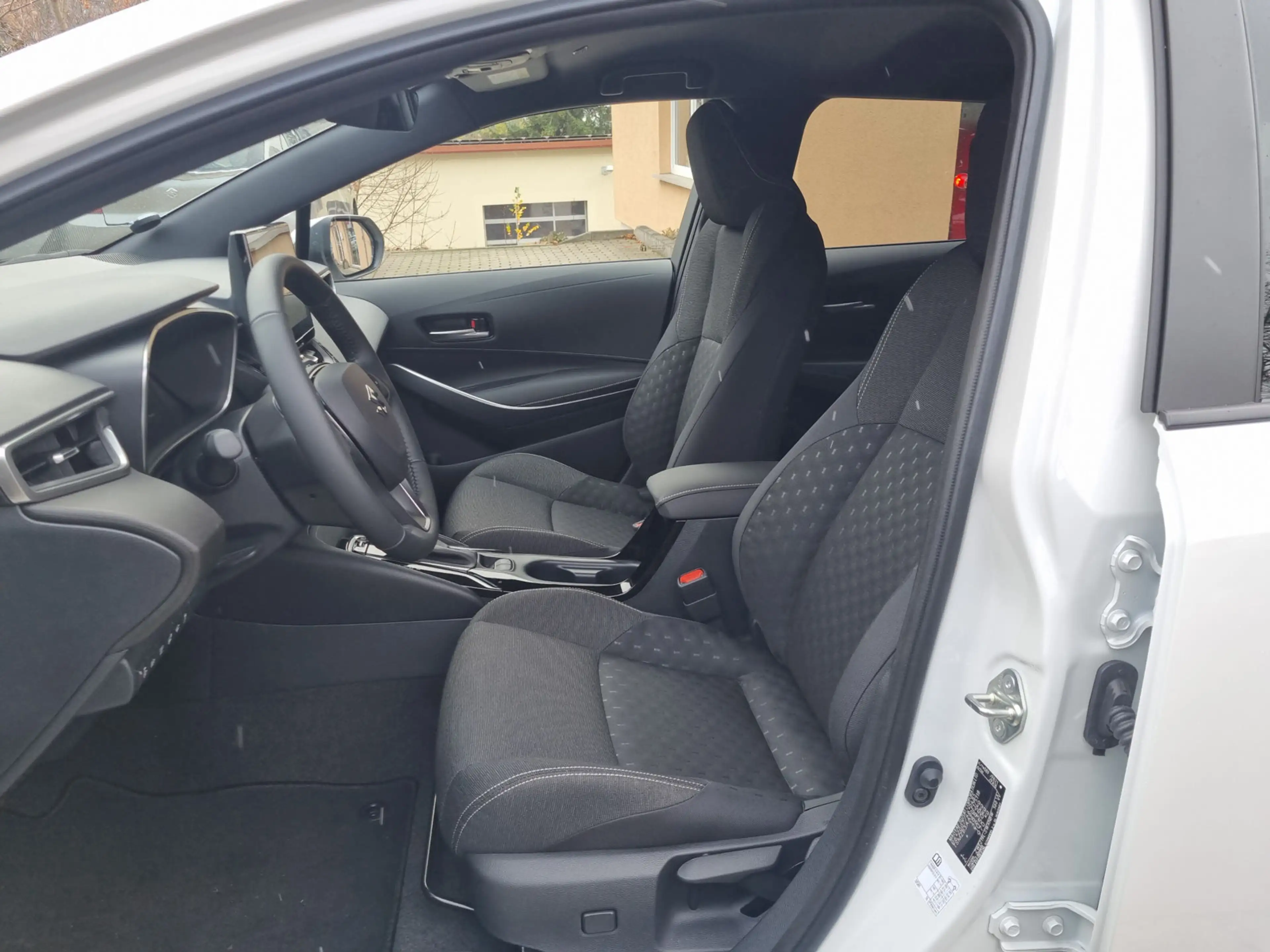 Suzuki Swace Automatik Voll-Hybrid Comfort+ *LED* — photo 14