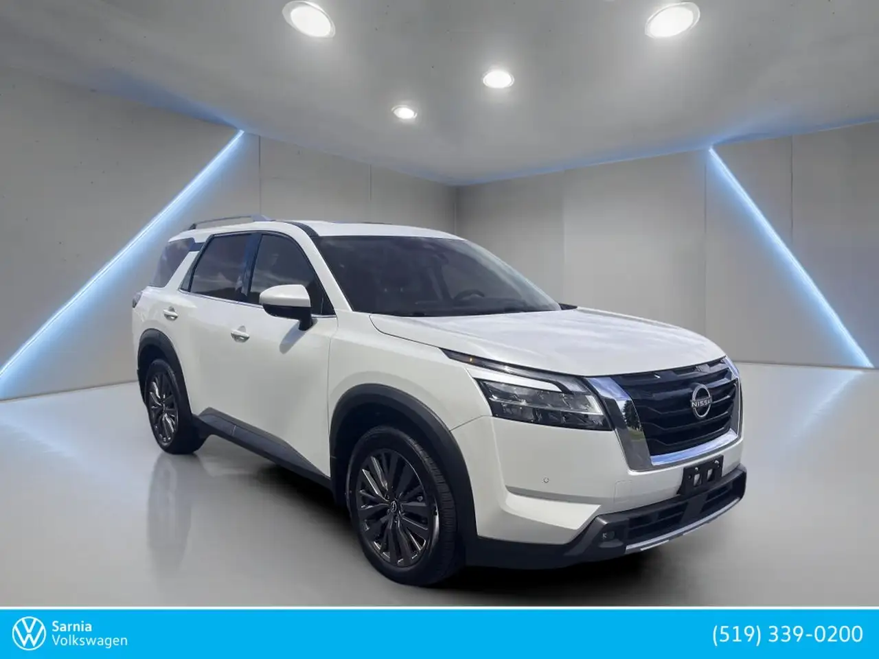 Nissan Pathfinder photo Nissan Pathfinder
