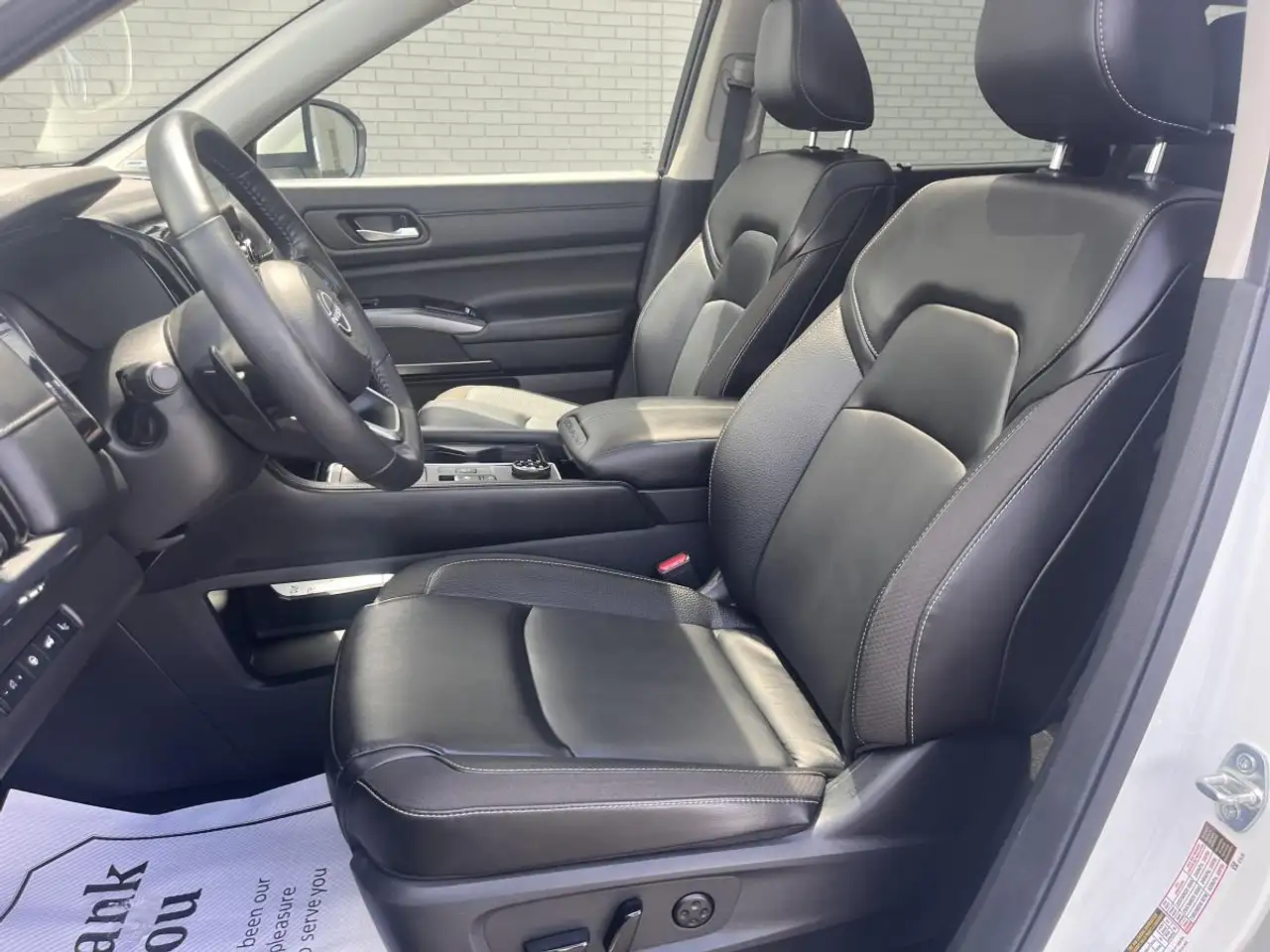 Nissan Pathfinder photo Nissan Pathfinder