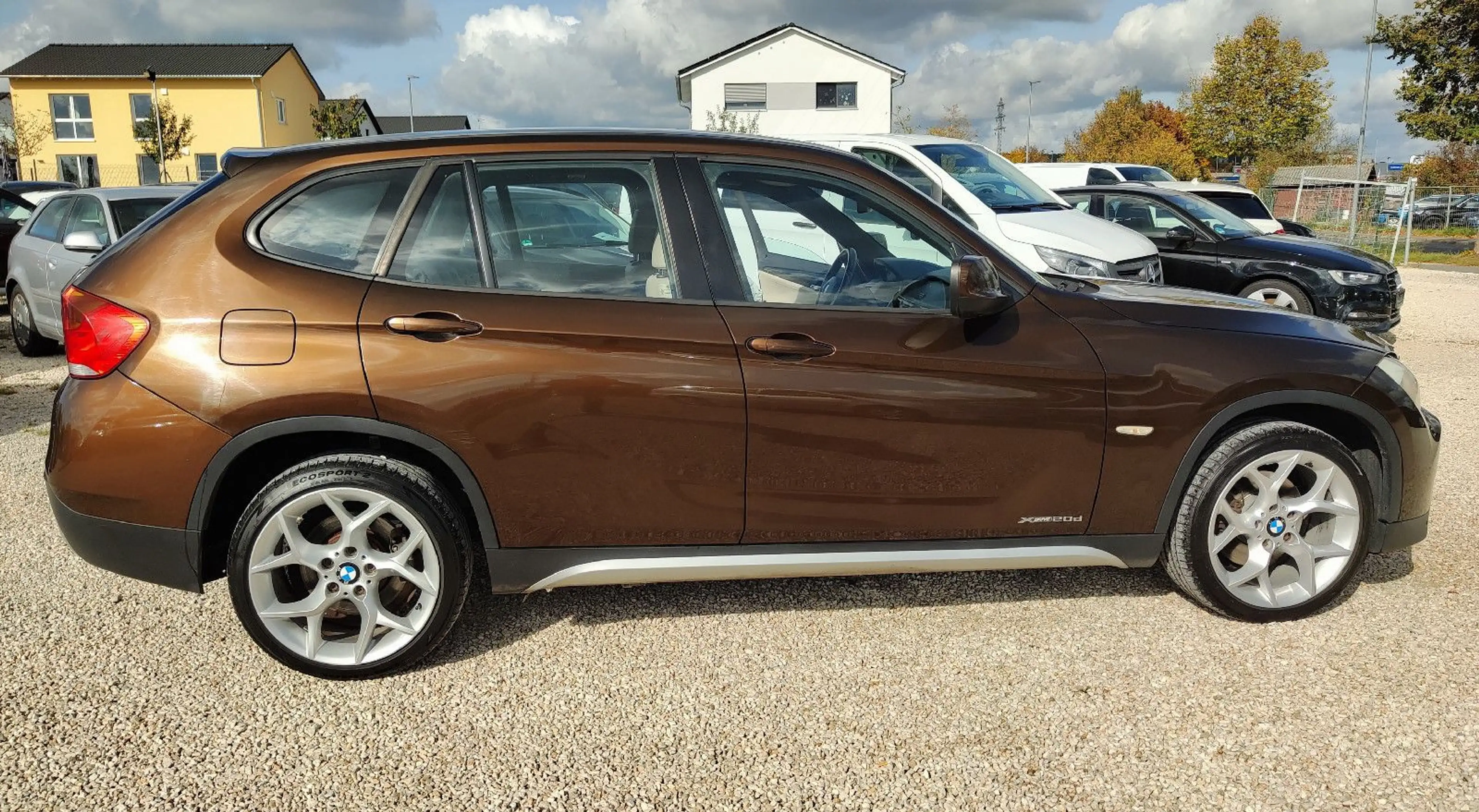 BMW X1 xDrive 20d 4x4* Leder* 18"Zoll* AHK*Wenig KM* — photo 10
