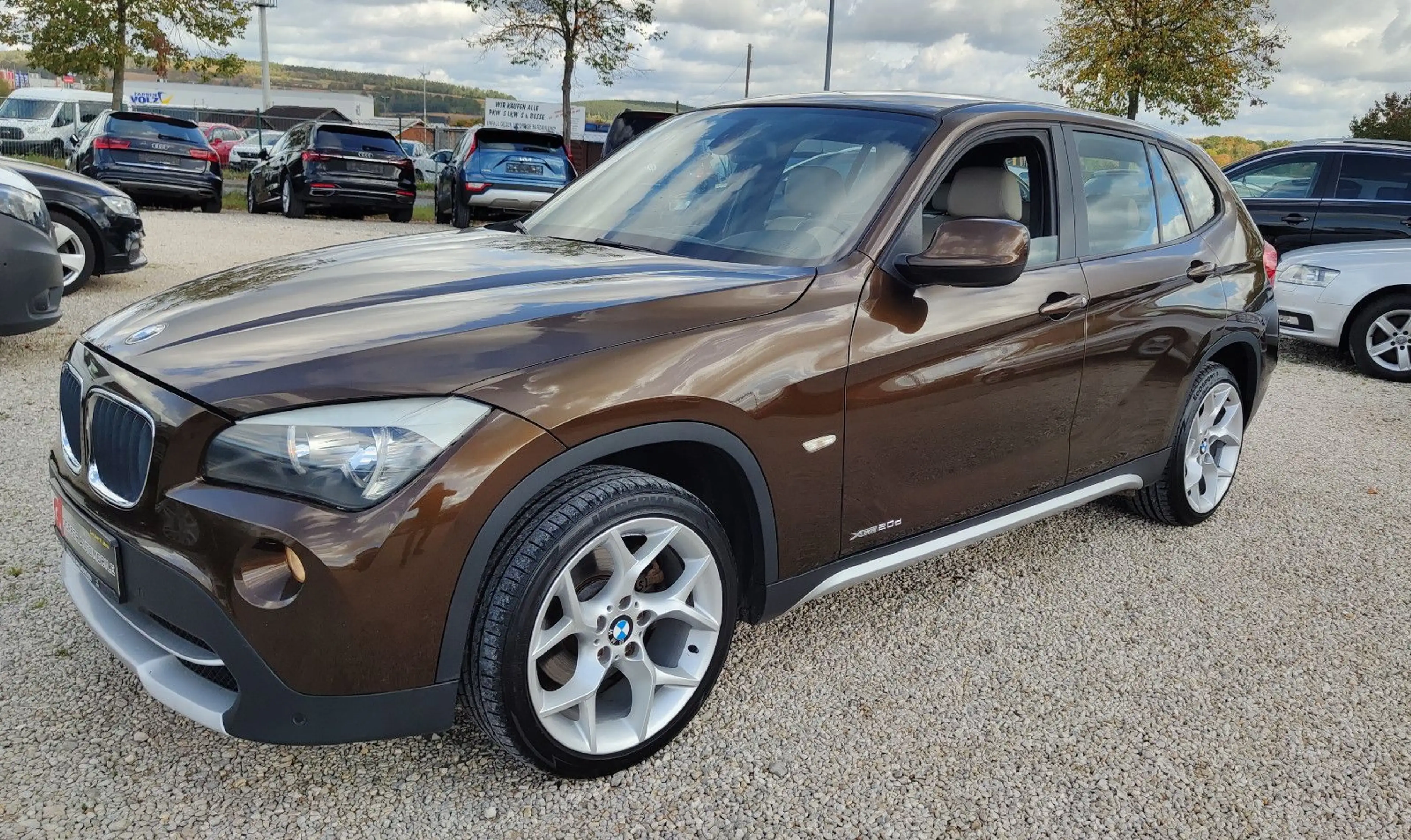 BMW X1 xDrive 20d 4x4* Leder* 18"Zoll* AHK*Wenig KM* — photo 2