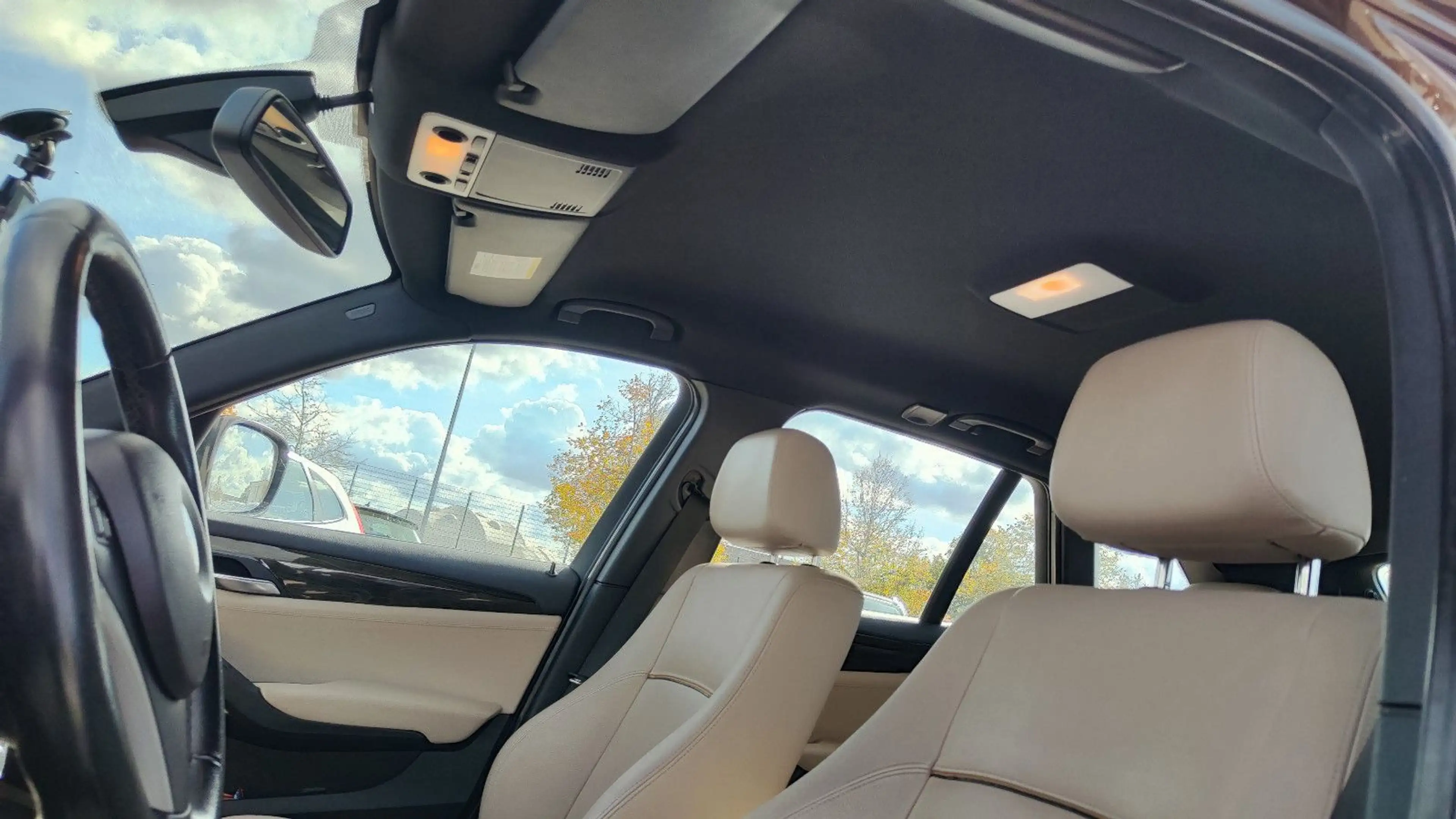 BMW X1 xDrive 20d 4x4* Leder* 18"Zoll* AHK*Wenig KM* — photo 24