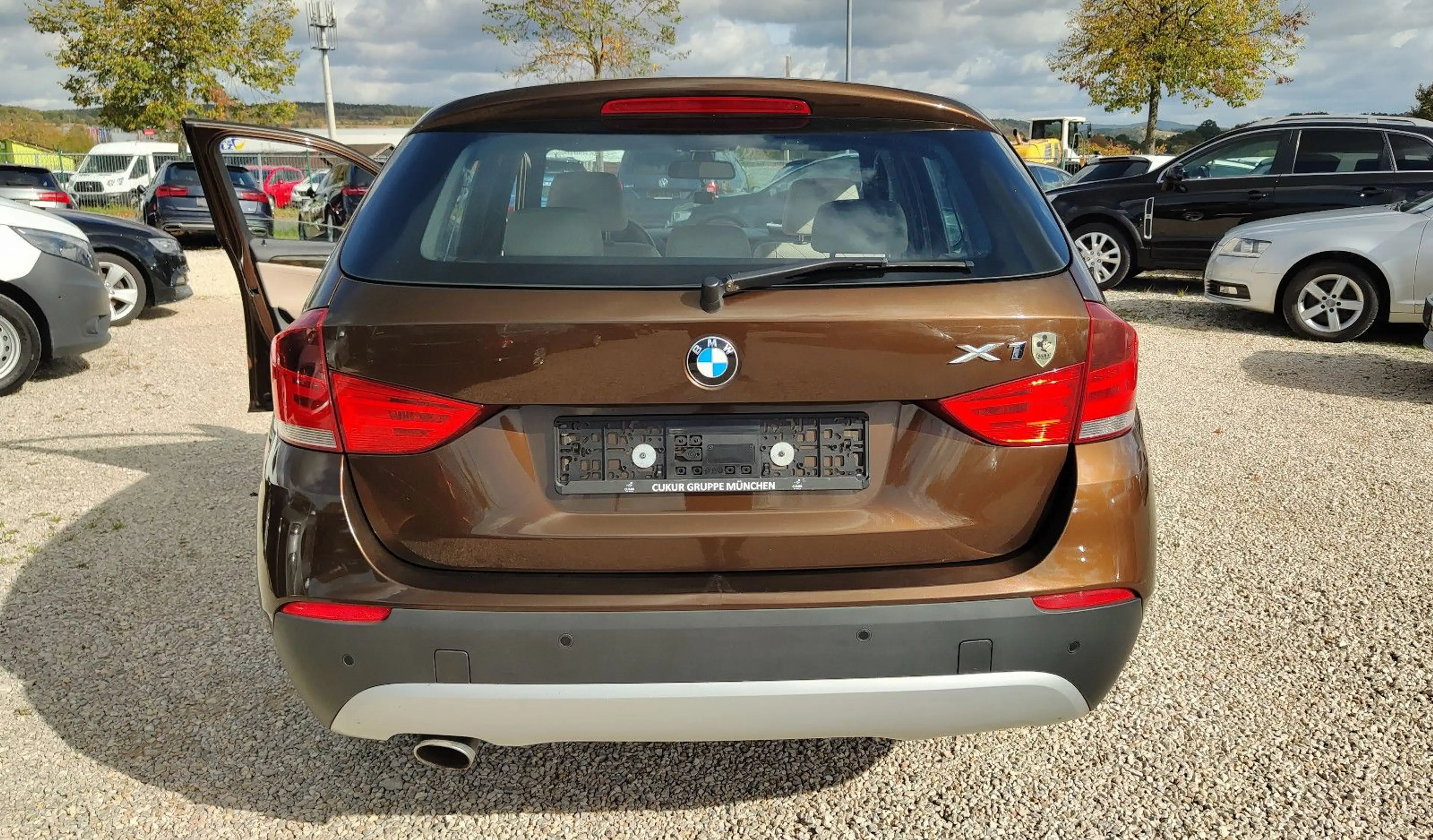 BMW X1 xDrive 20d 4x4* Leder* 18"Zoll* AHK*Wenig KM* — photo 8