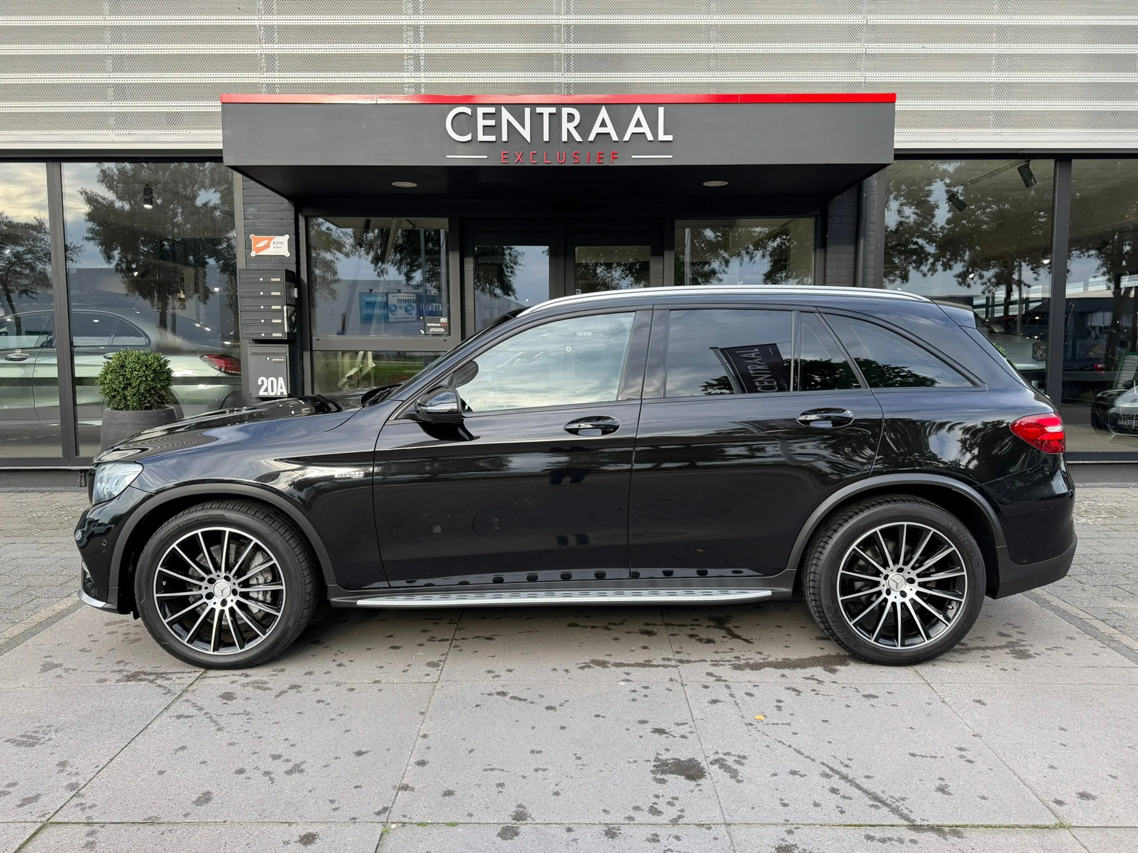Mercedes-Benz GLC 43 AMG 4MATIC Pano|Burmester|Memory|Luchtvering|Camera|36 — photo 15