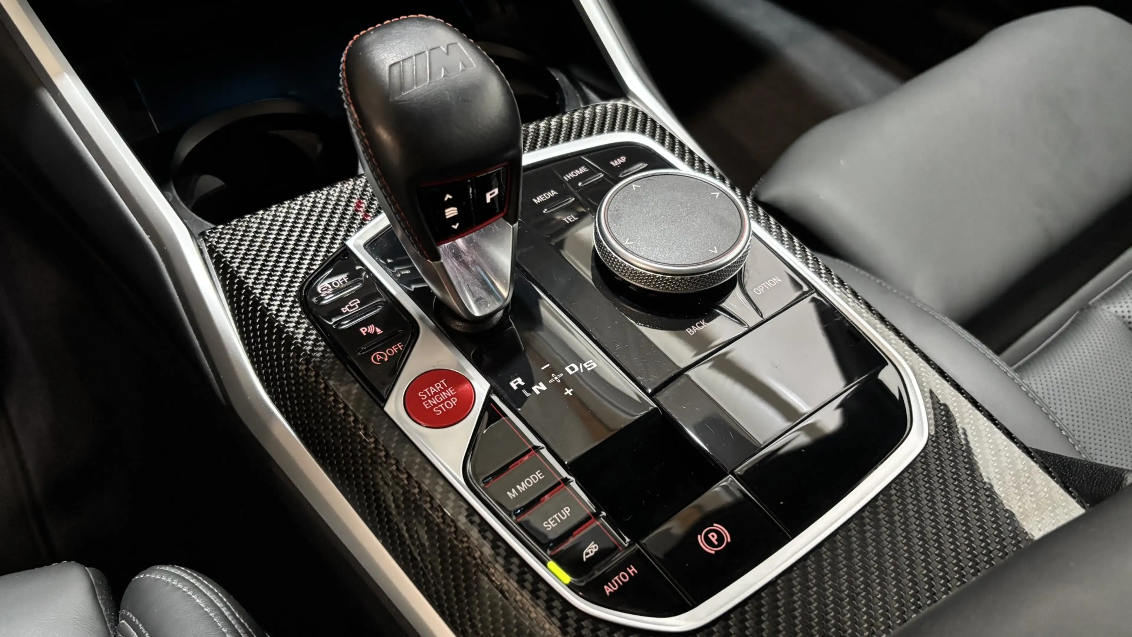 BMW M4 Competition — photo 10