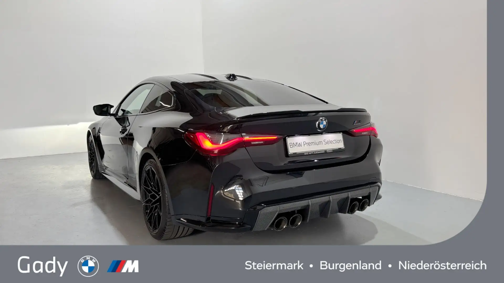 BMW M4 Competition Schwarz - 2