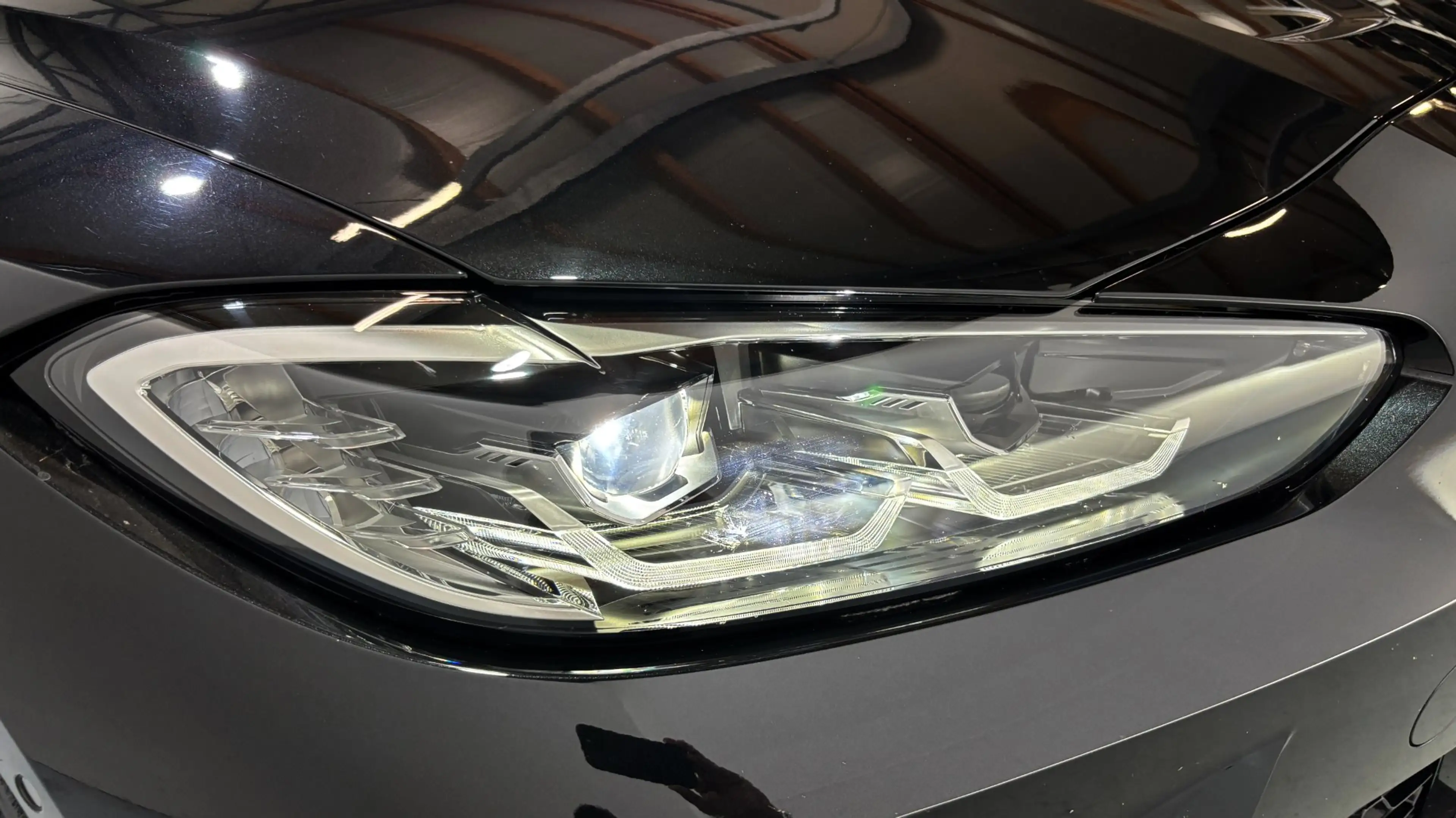 BMW M4 Competition — photo 5